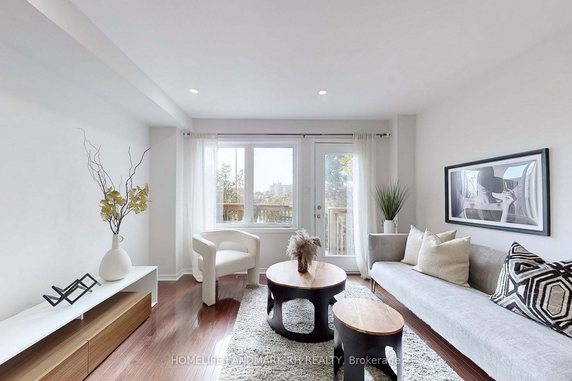 21 Elgin Mills Road W, #5