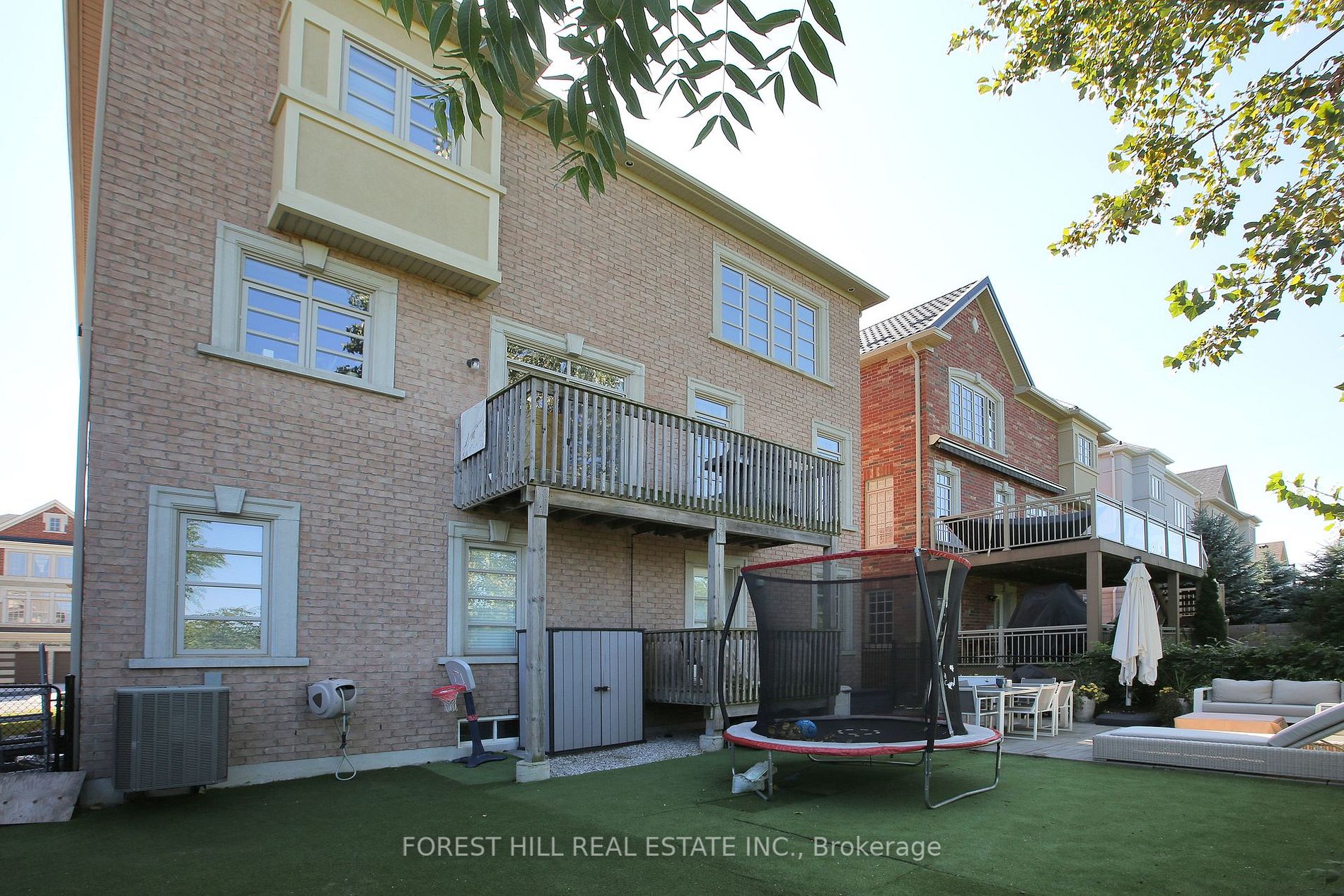 151 Wallenberg Dr