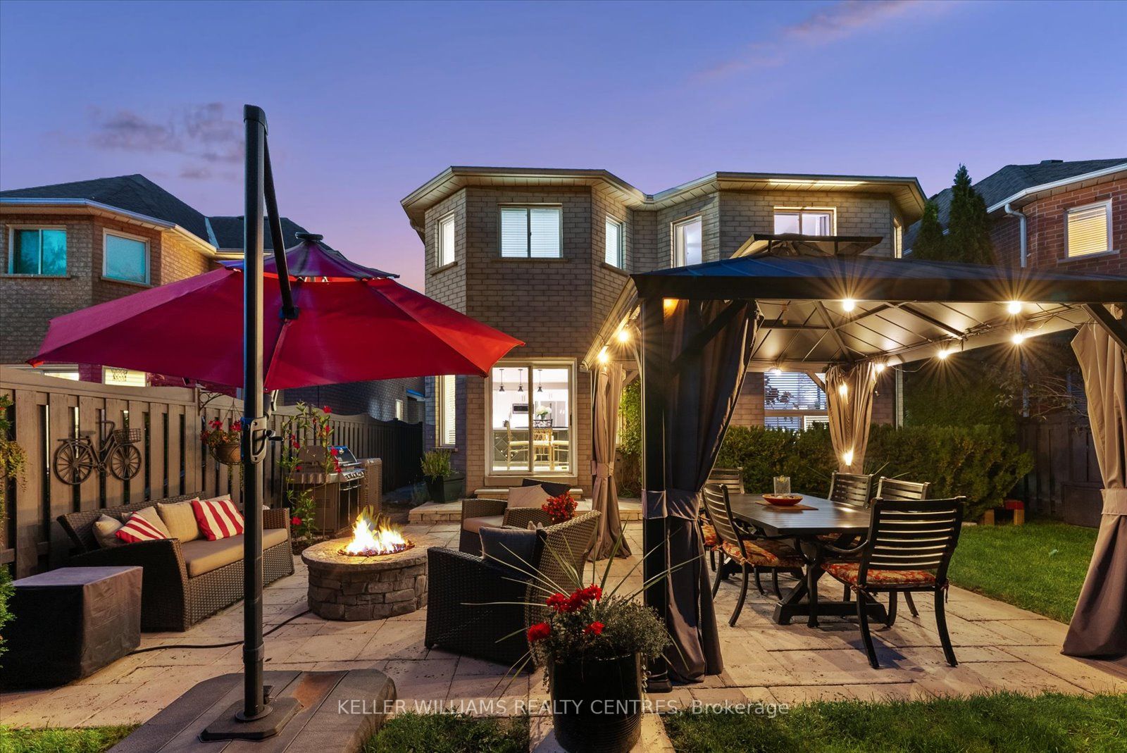 126 Hollybush Dr