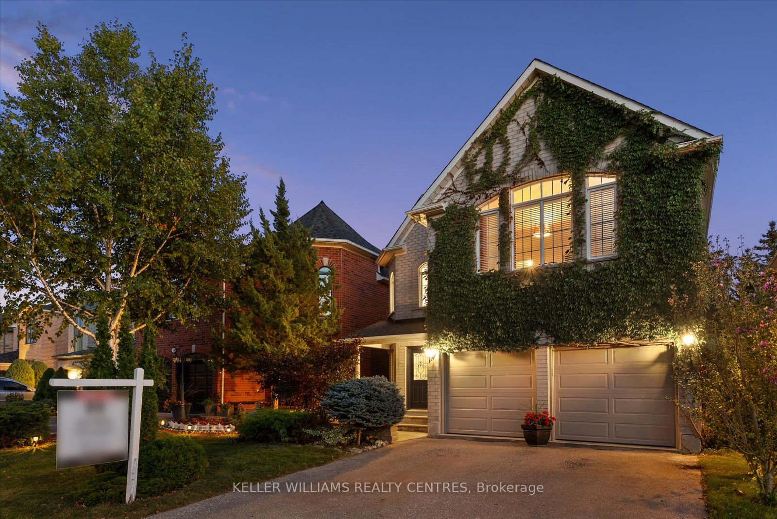 126 Hollybush Dr