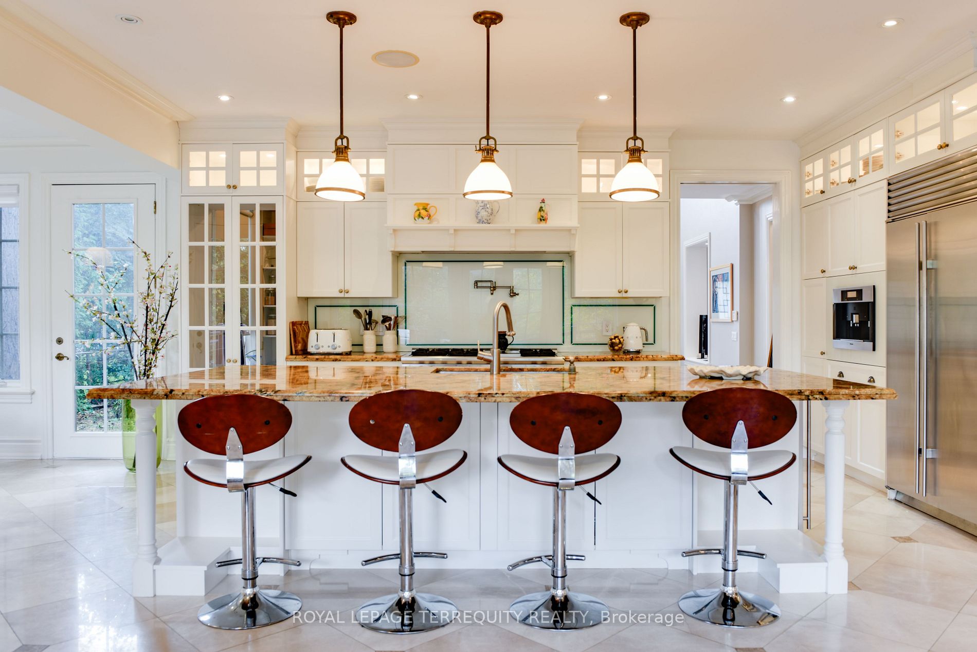 22 Deanbank Dr