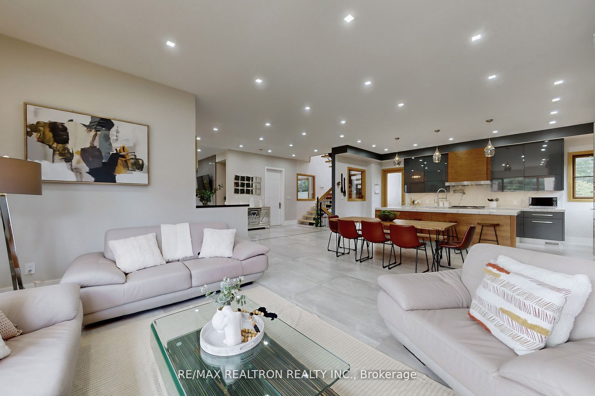 74 Leisure Lane