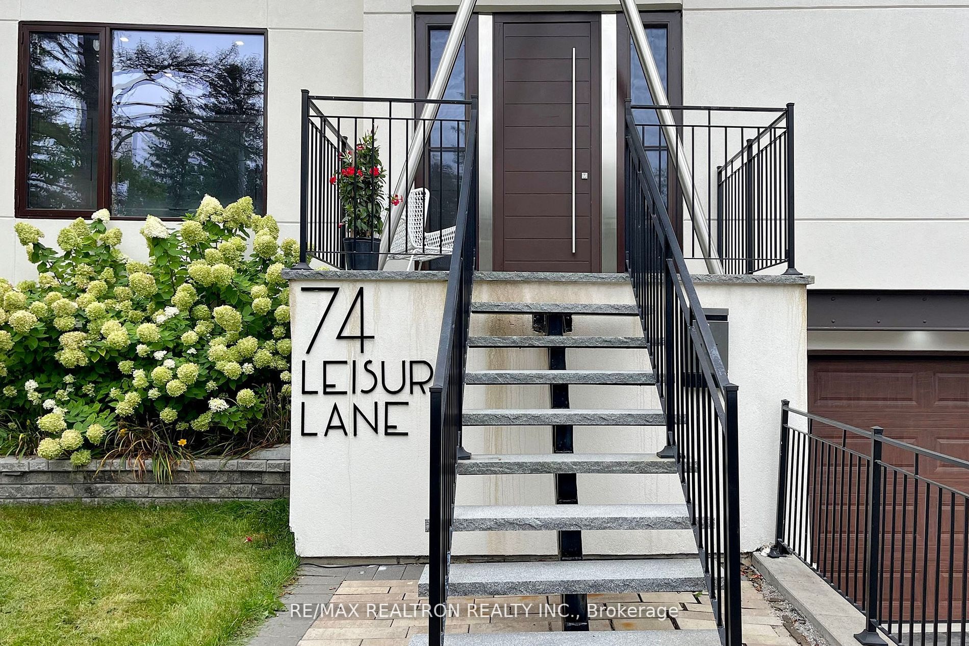 74 Leisure Lane