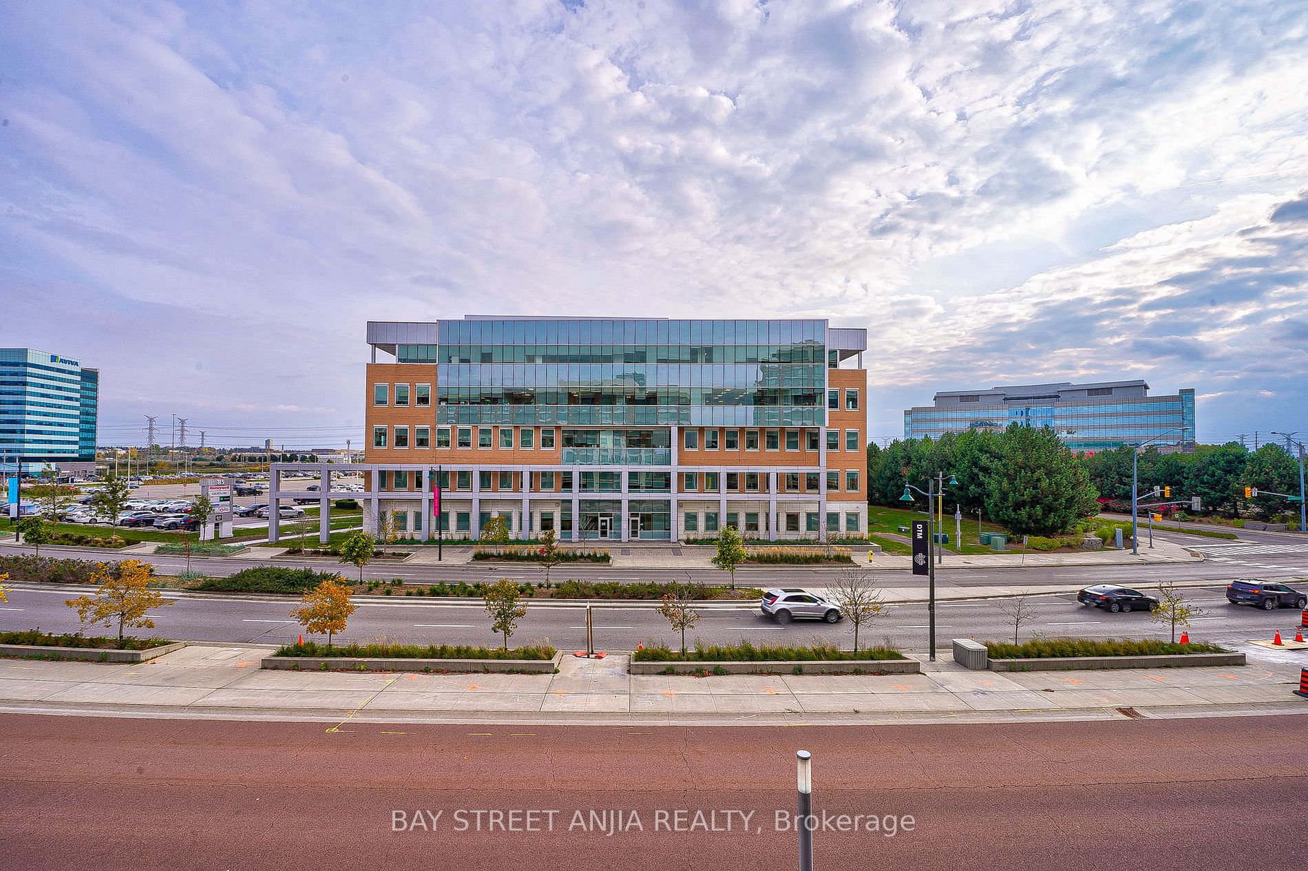 21 Upper Duke Cres, #314B