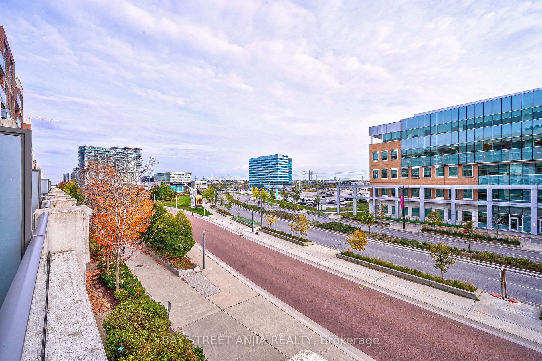 21 Upper Duke Cres, #314B