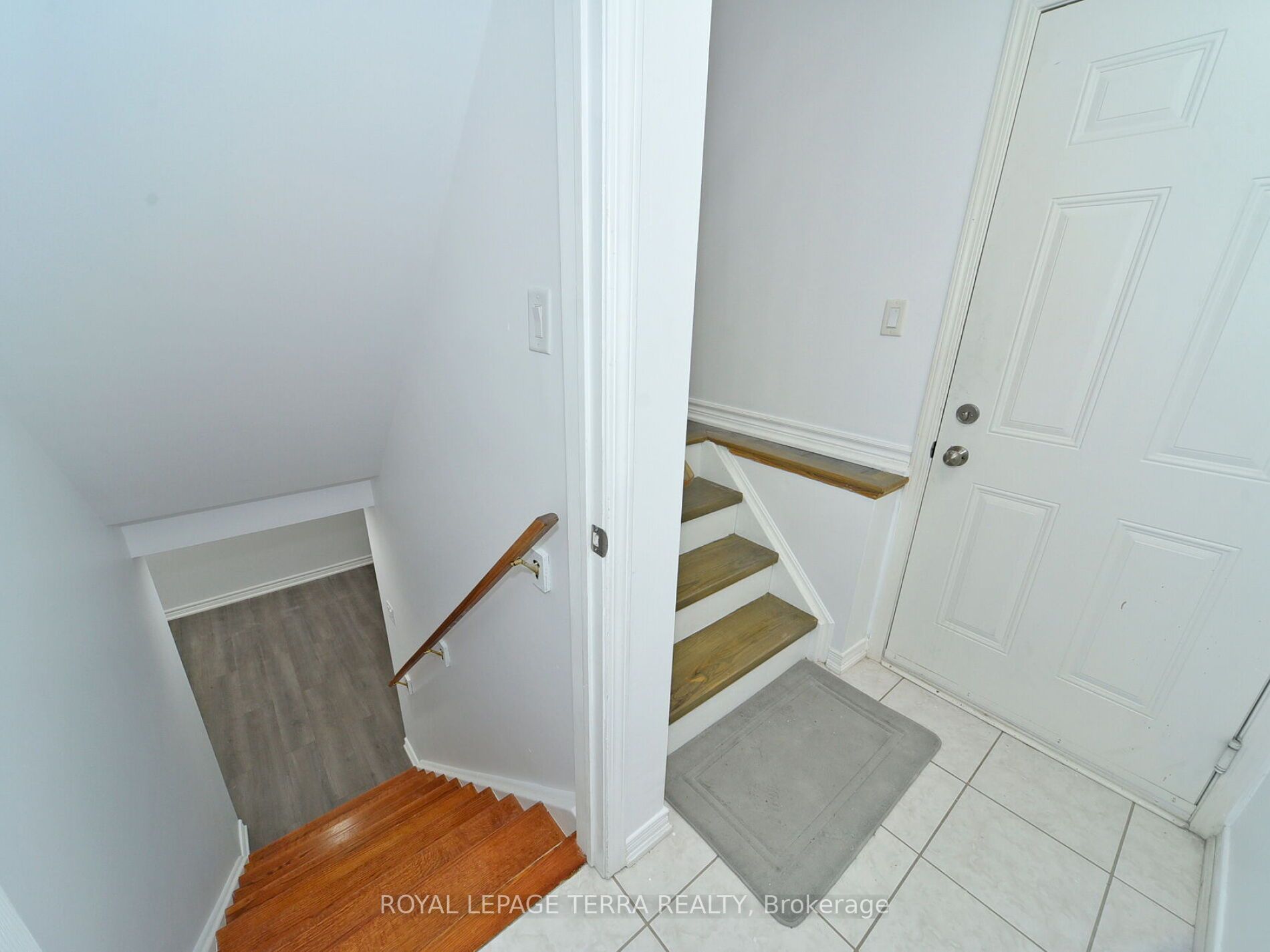 17 Richardson Cres