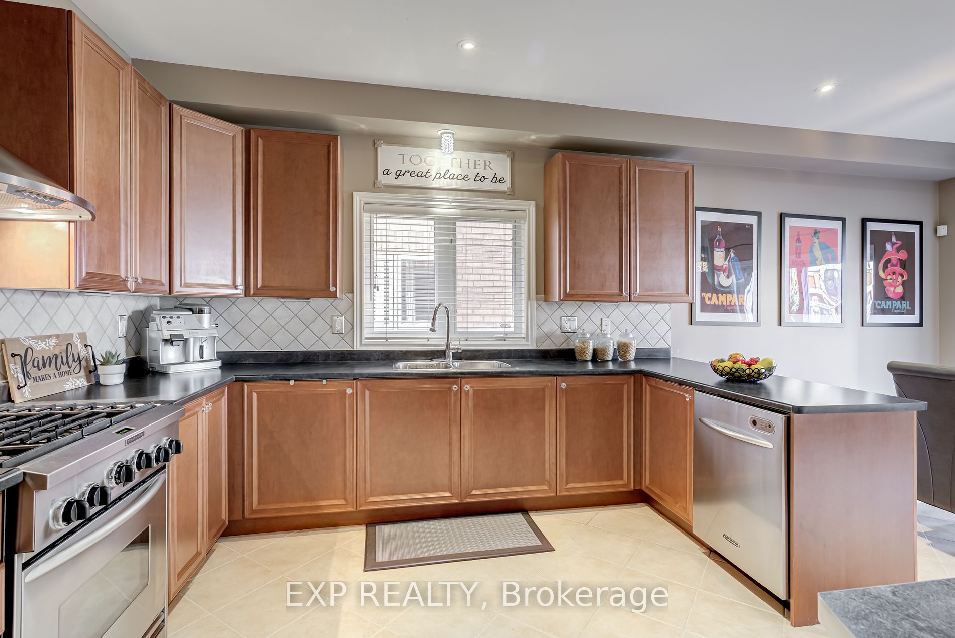 189 Chayna Cres