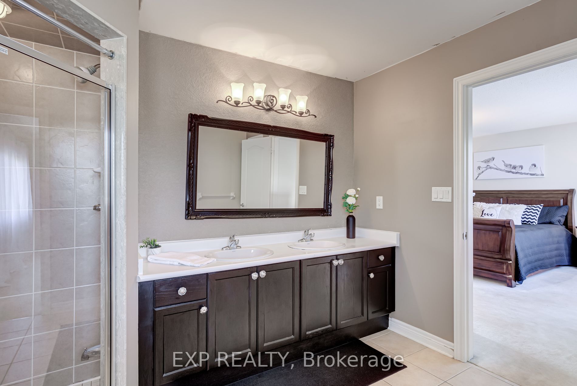 189 Chayna Cres