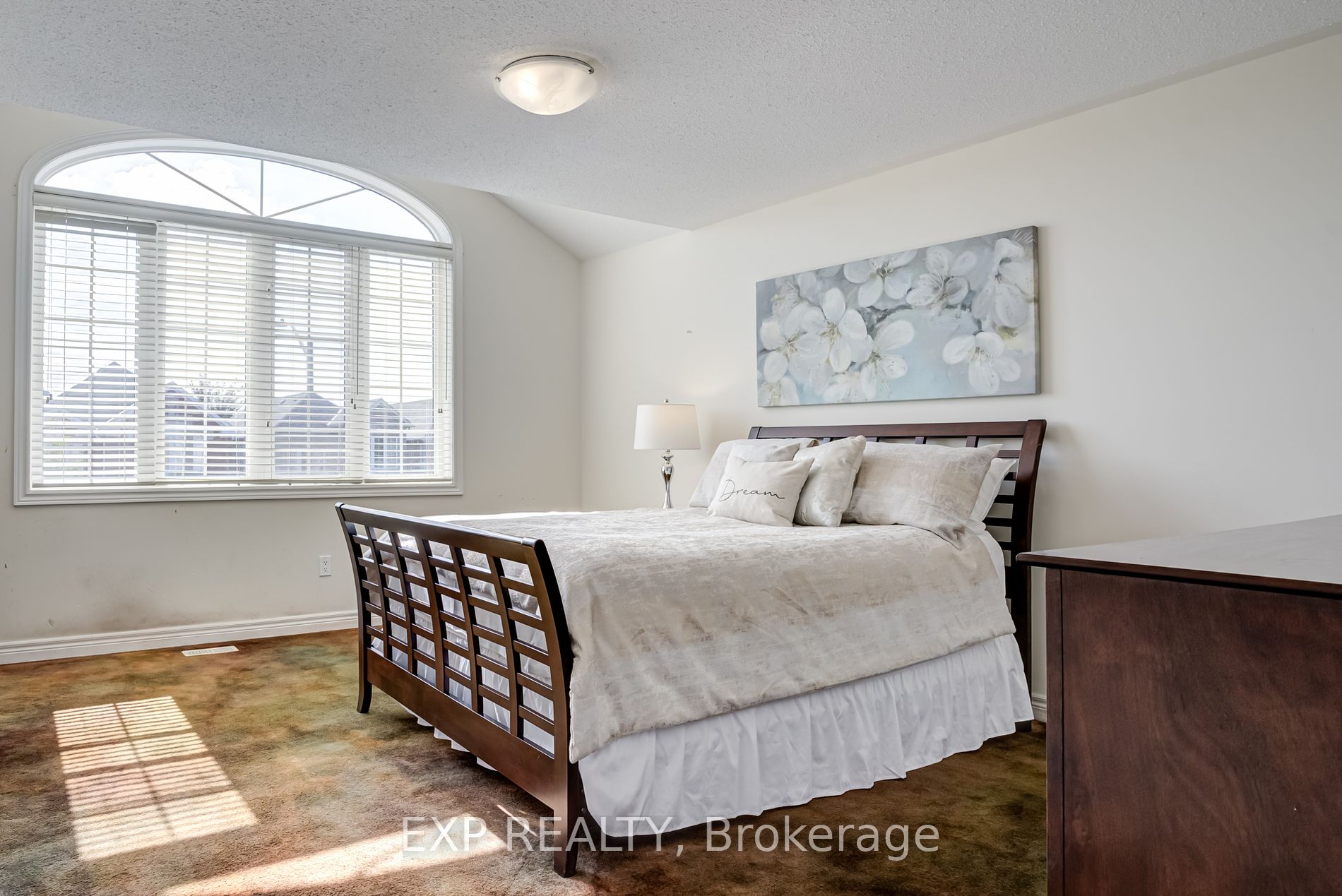 189 Chayna Cres