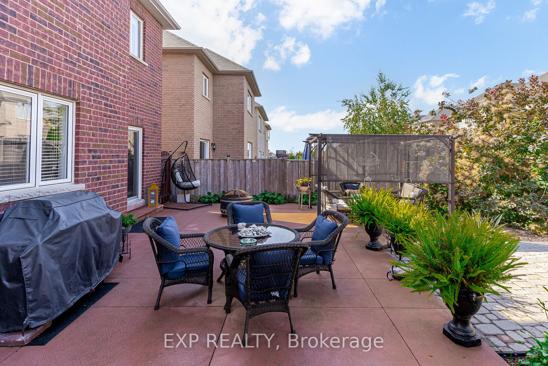 189 Chayna Cres