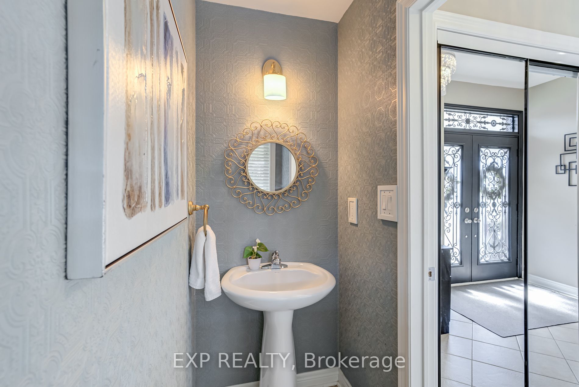 189 Chayna Cres