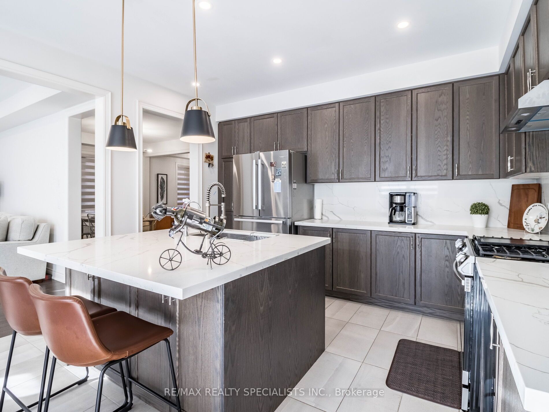 17 Betty May Cres