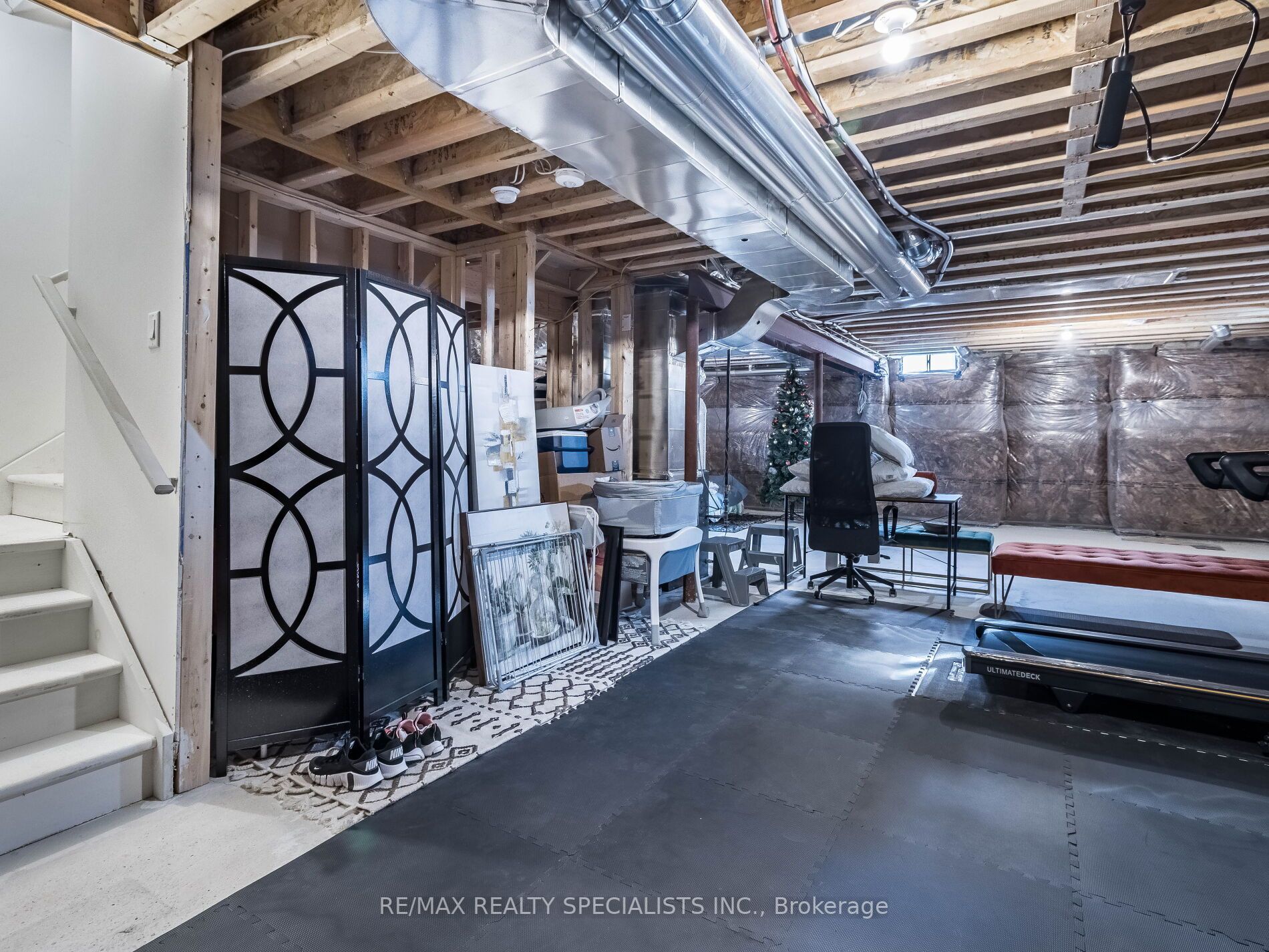 17 Betty May Cres