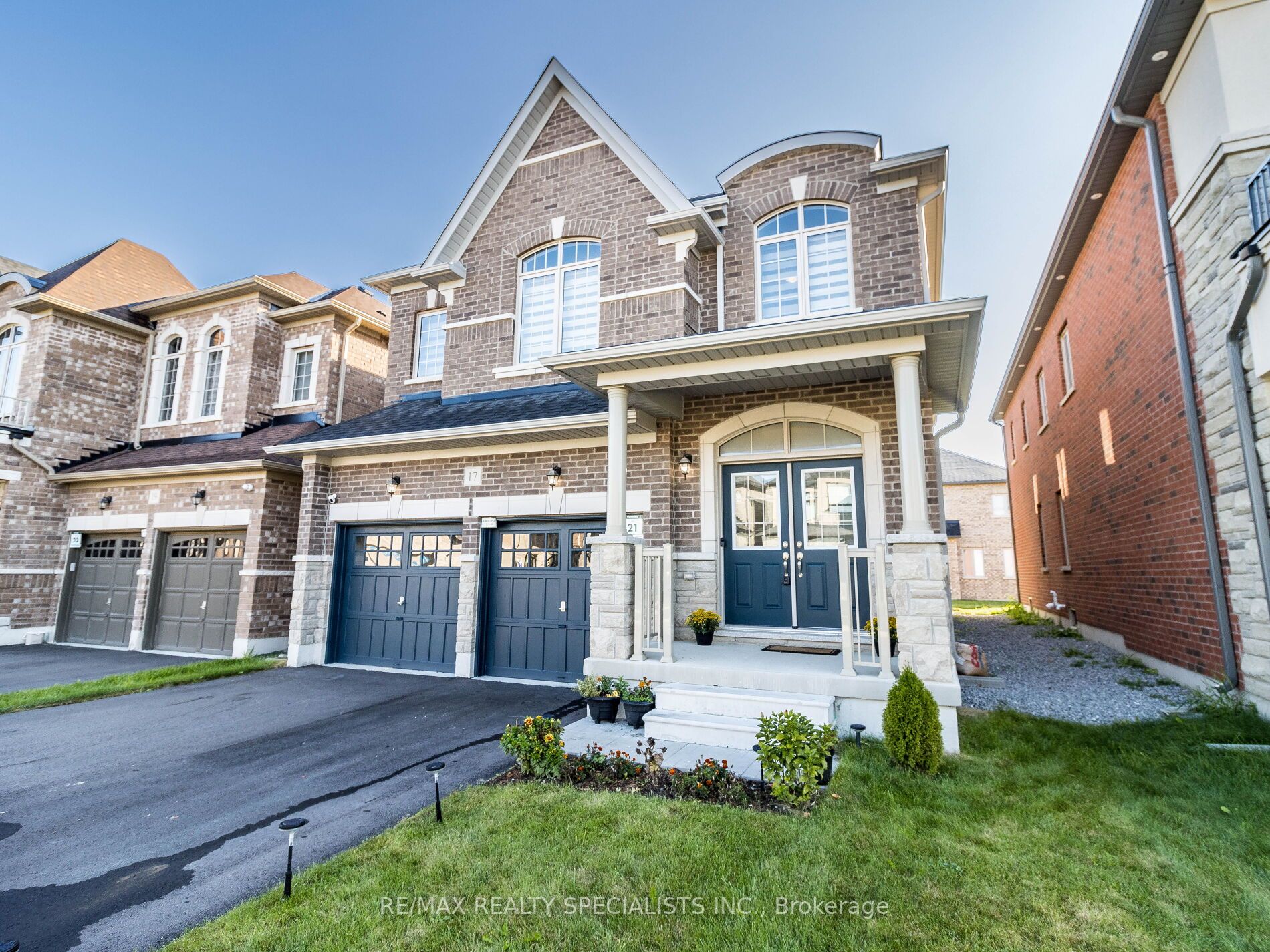 17 Betty May Cres