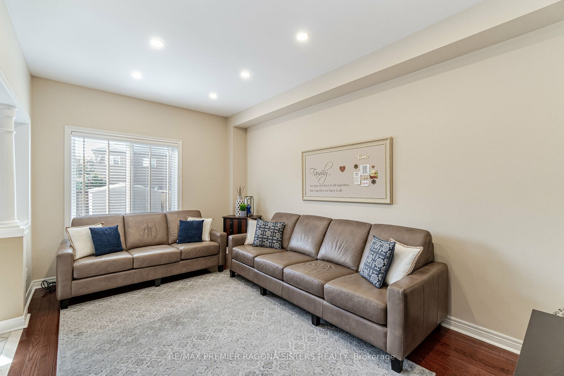 72 Criscione Dr