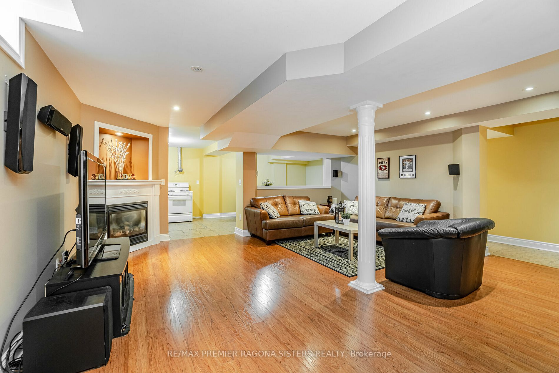 72 Criscione Dr