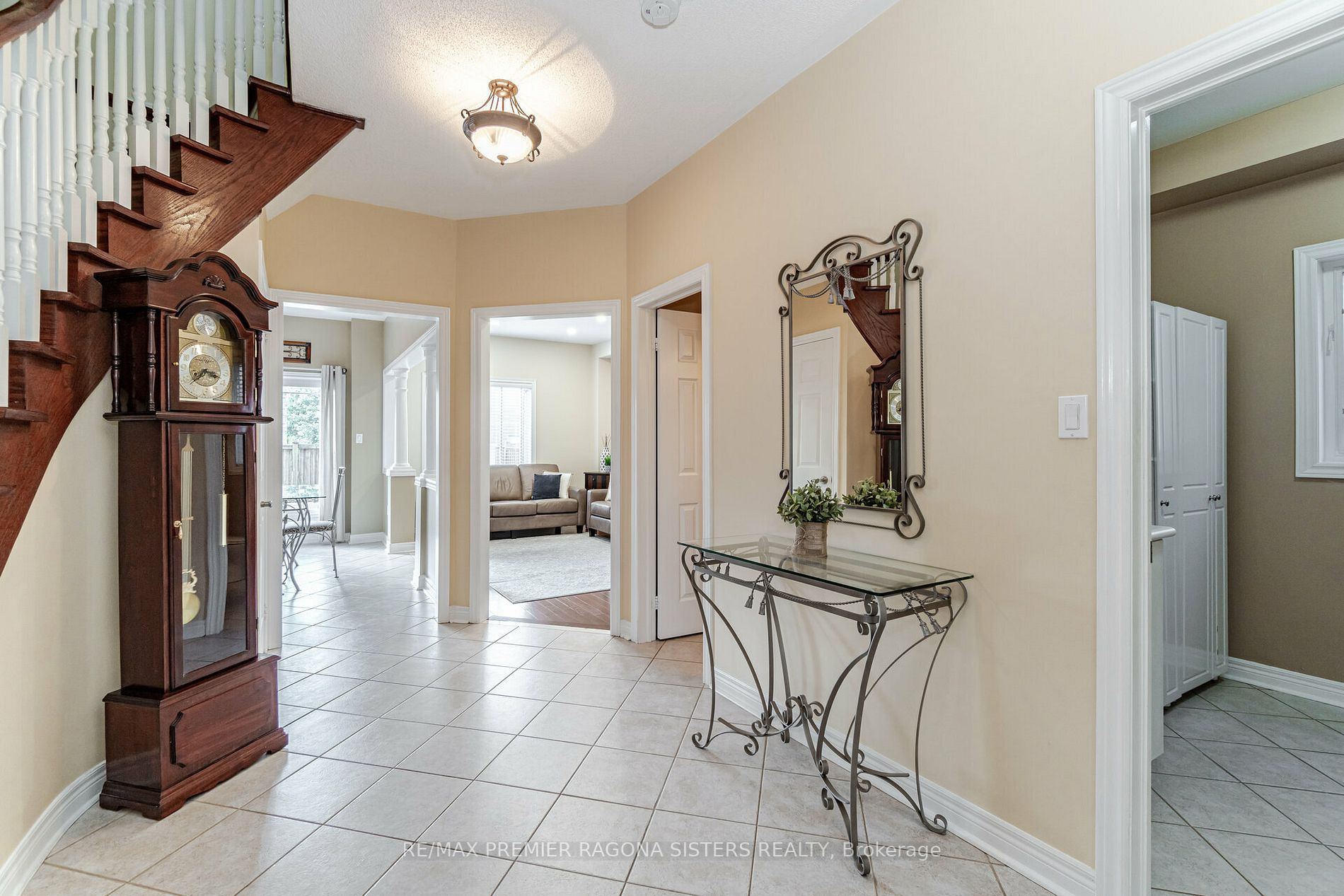 72 Criscione Dr