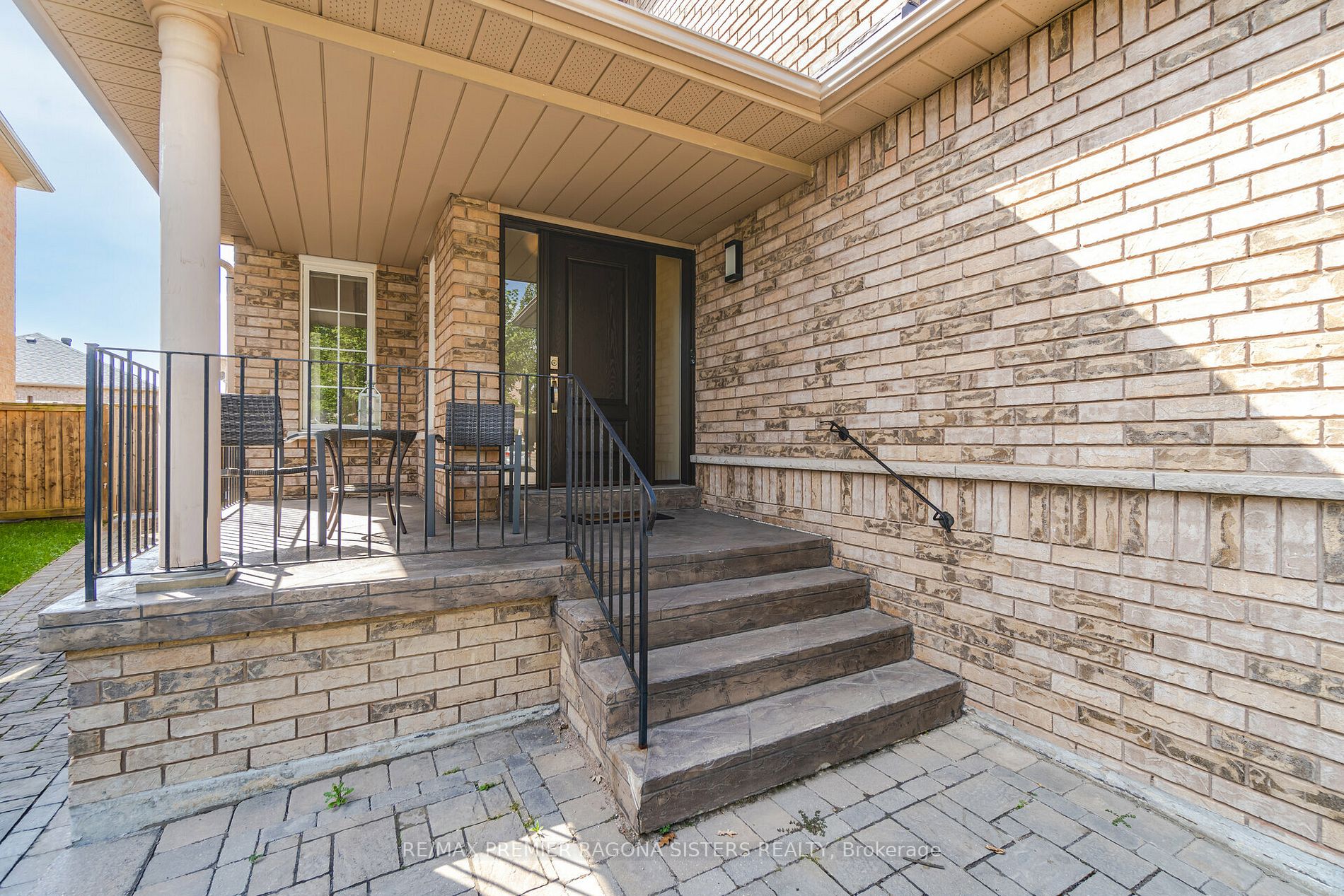 72 Criscione Dr