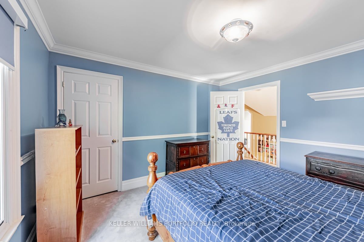 34 Elgin St