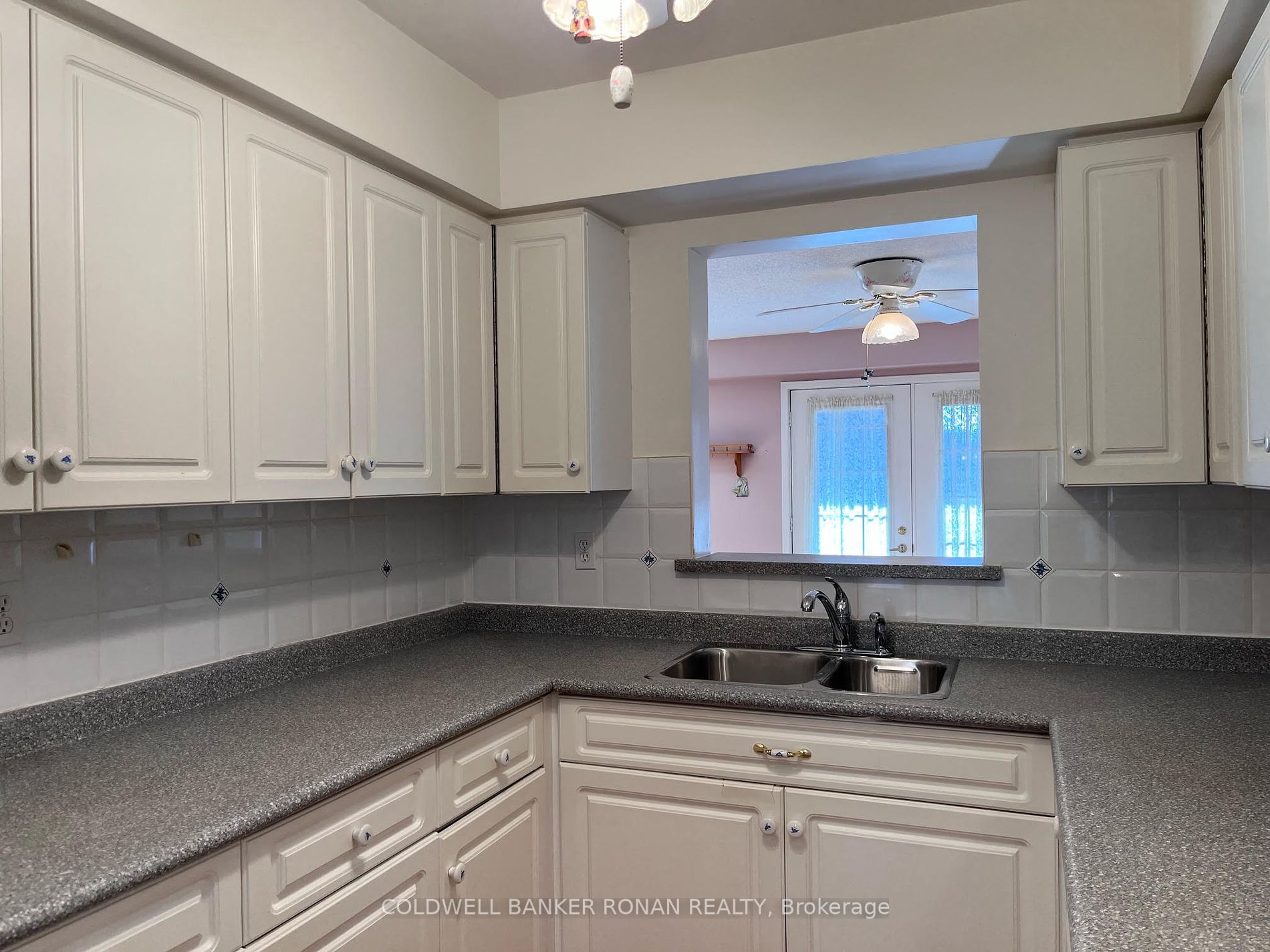 210 Greenbriar Rd, #17