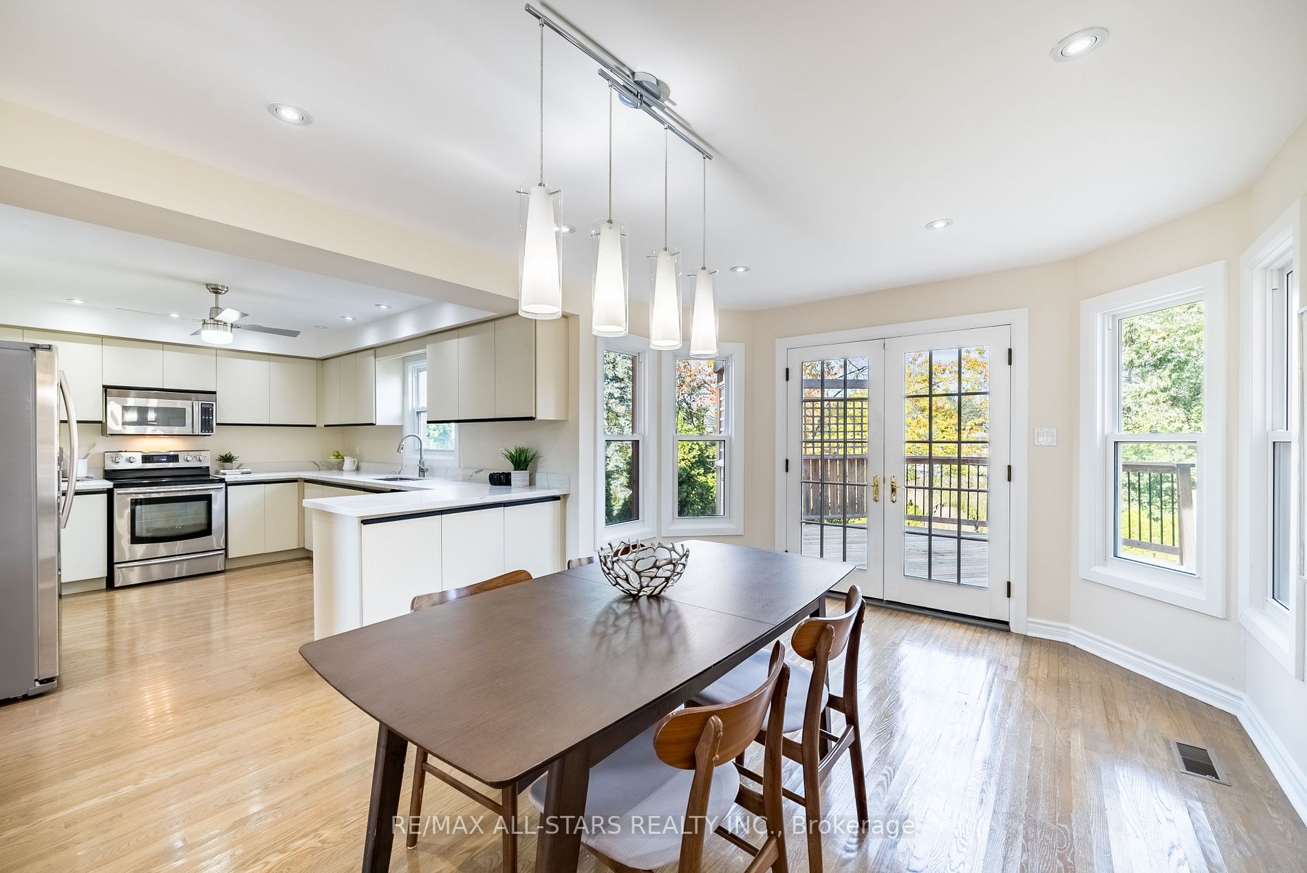 6 Bombay Court