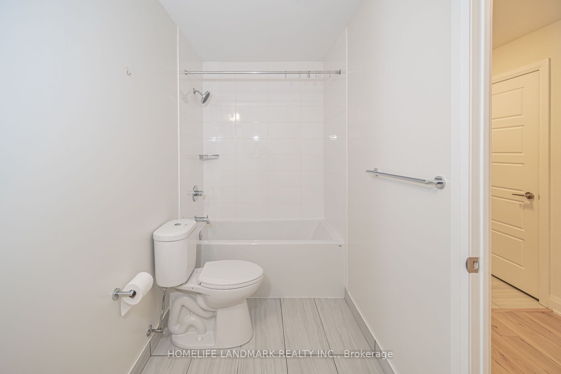25 Water Walk Dr, #321