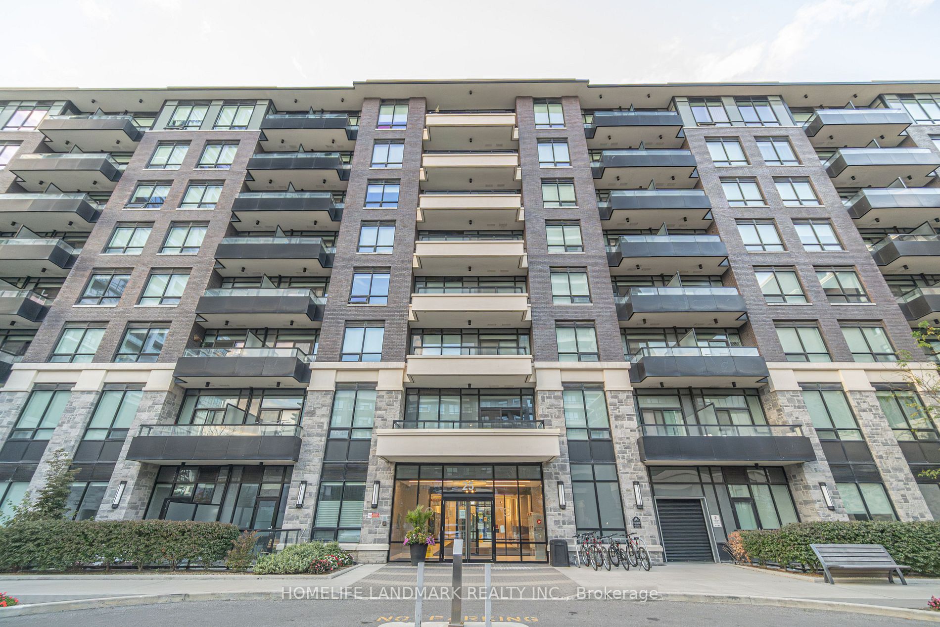 25 Water Walk Dr, #321