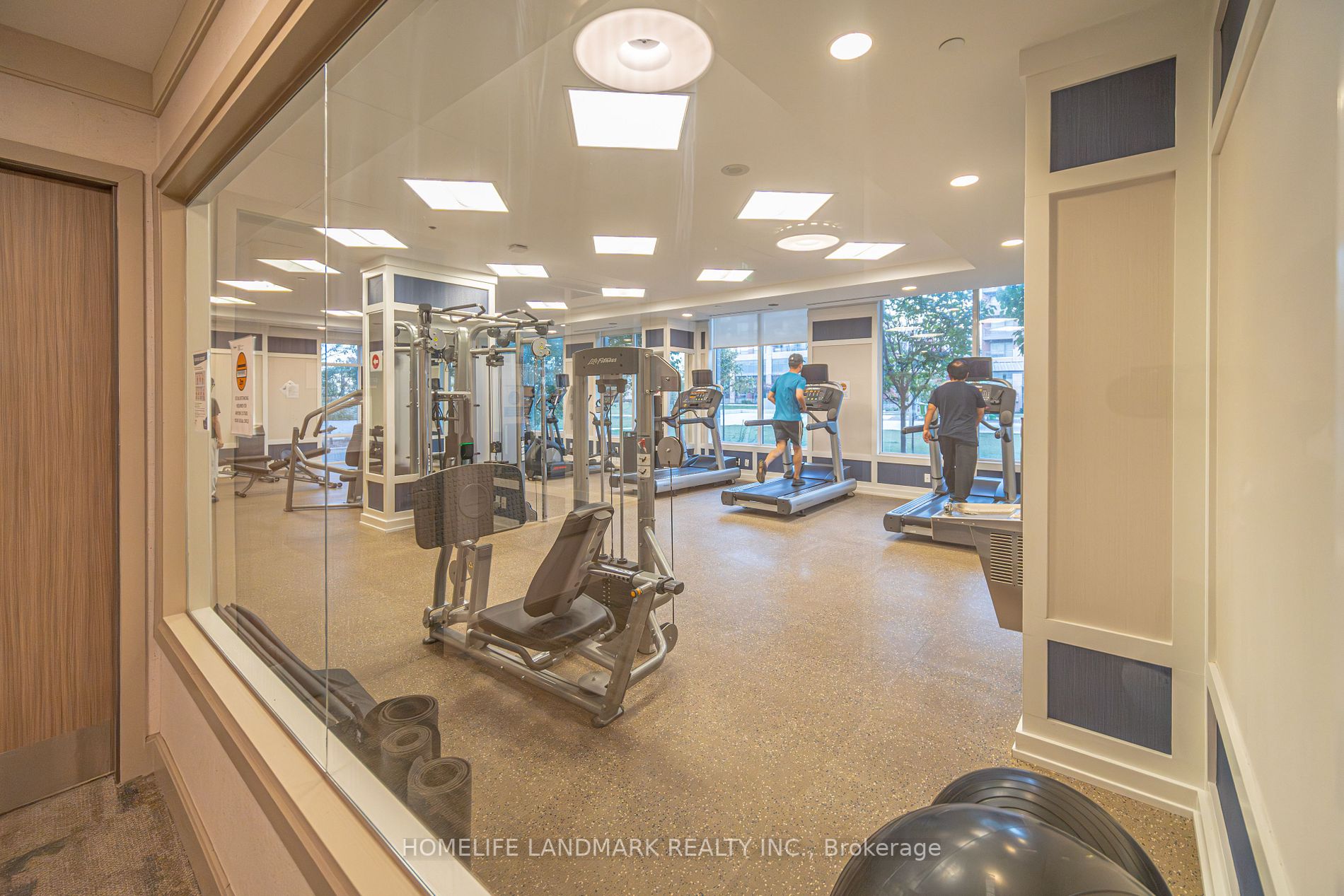 25 Water Walk Dr, #321