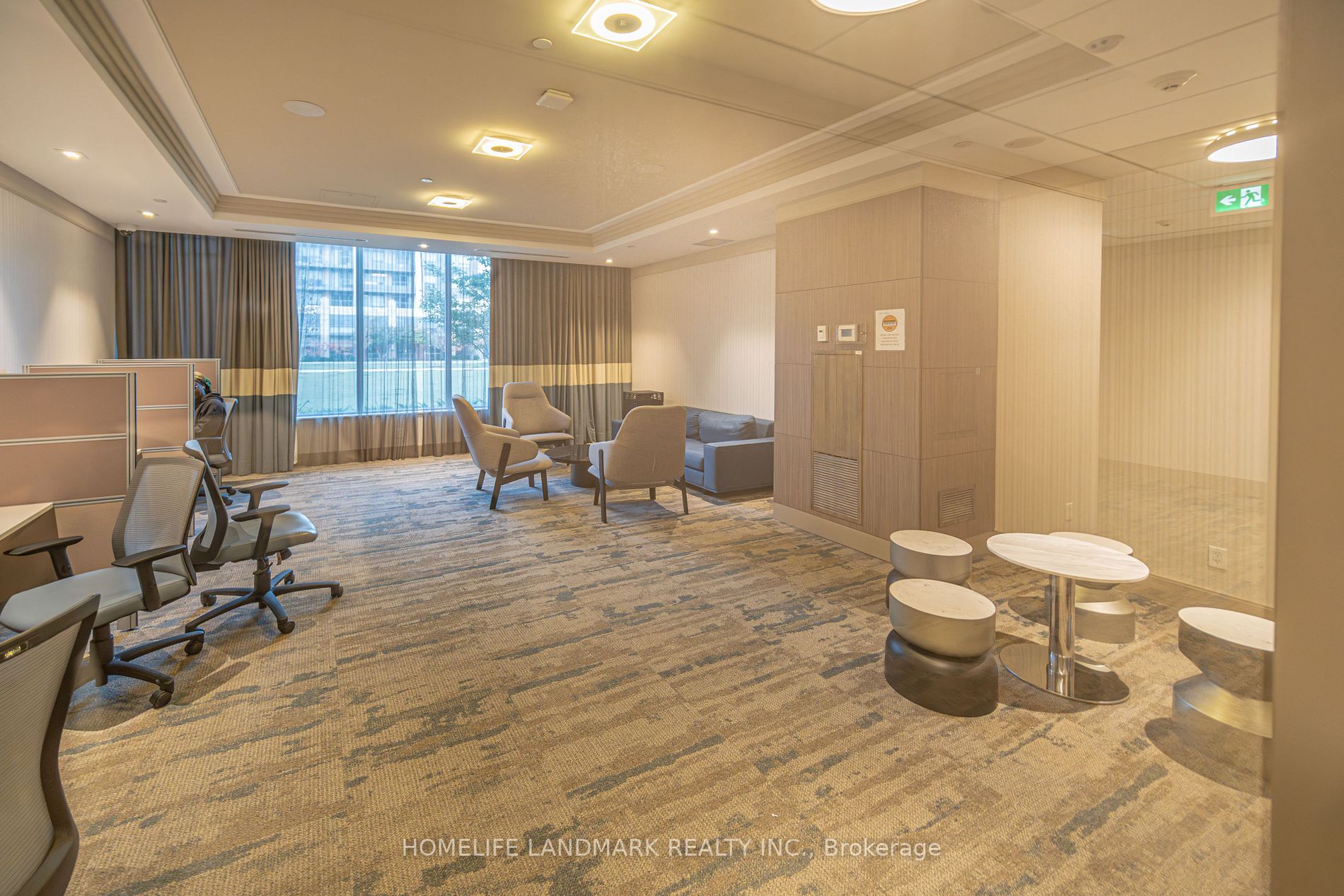 25 Water Walk Dr, #321