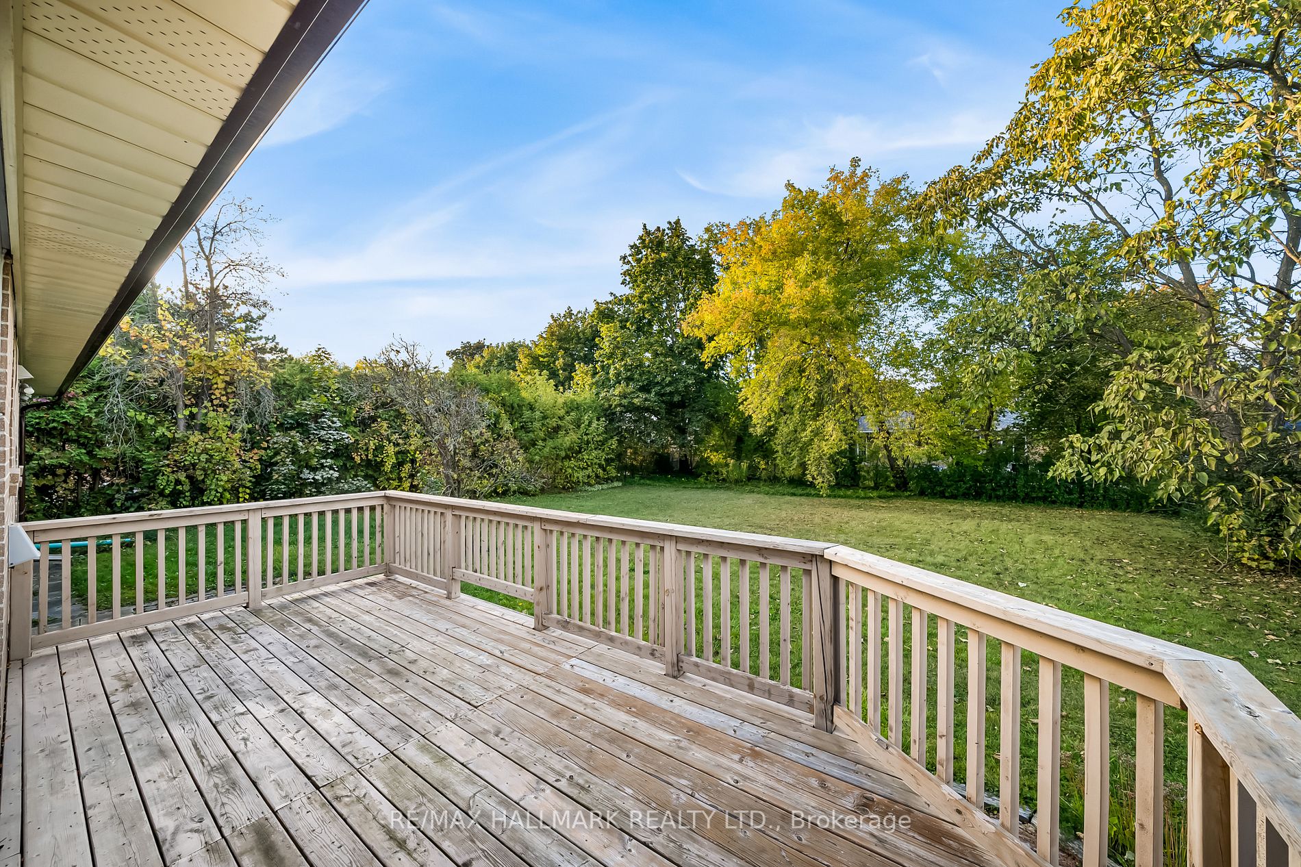 28 Kirk Dr