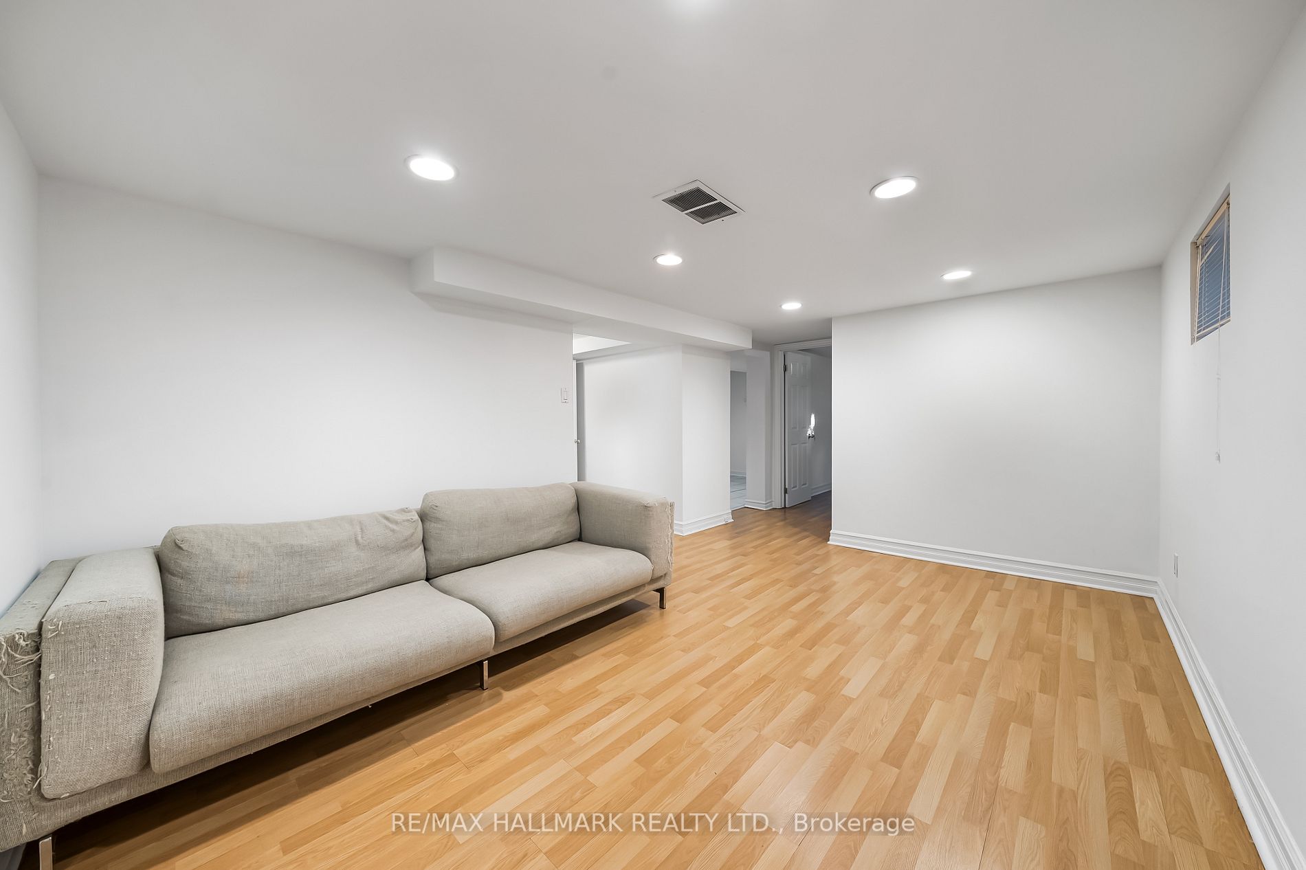 28 Kirk Dr