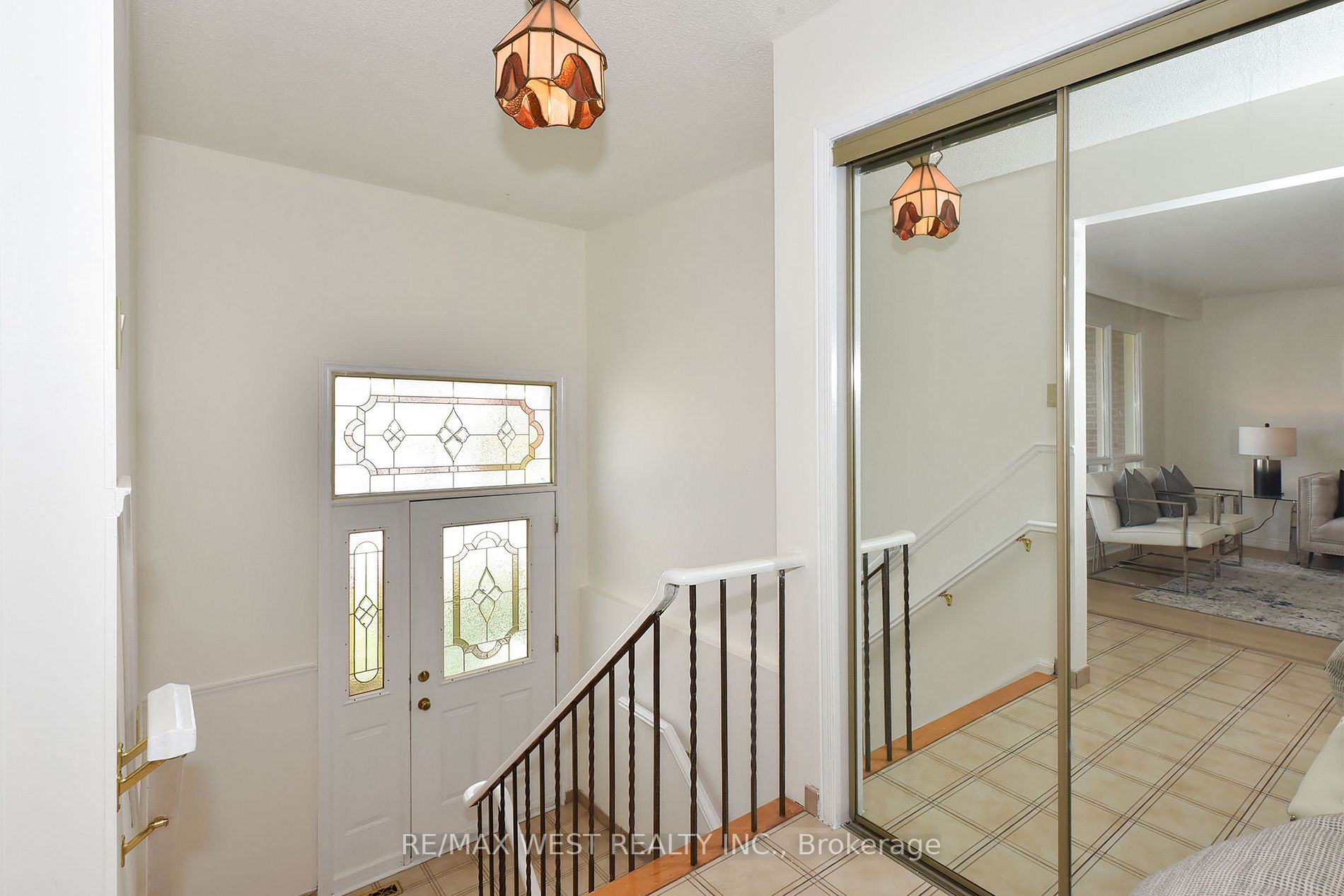 65 Ashburn Crescent