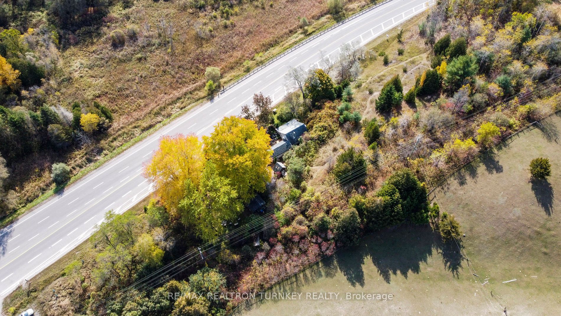 2872 Mount Albert Rd