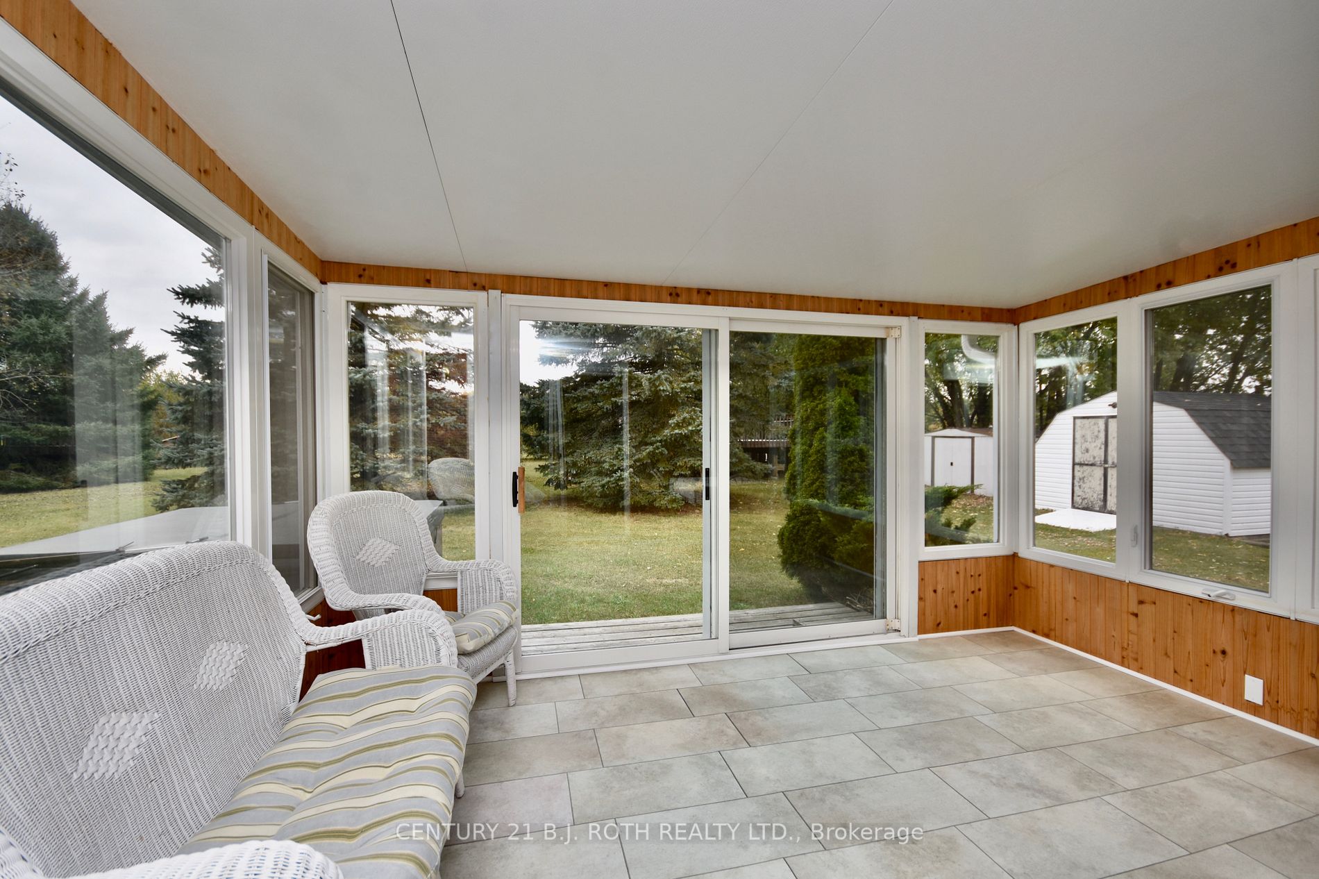 22 Pineview Tr