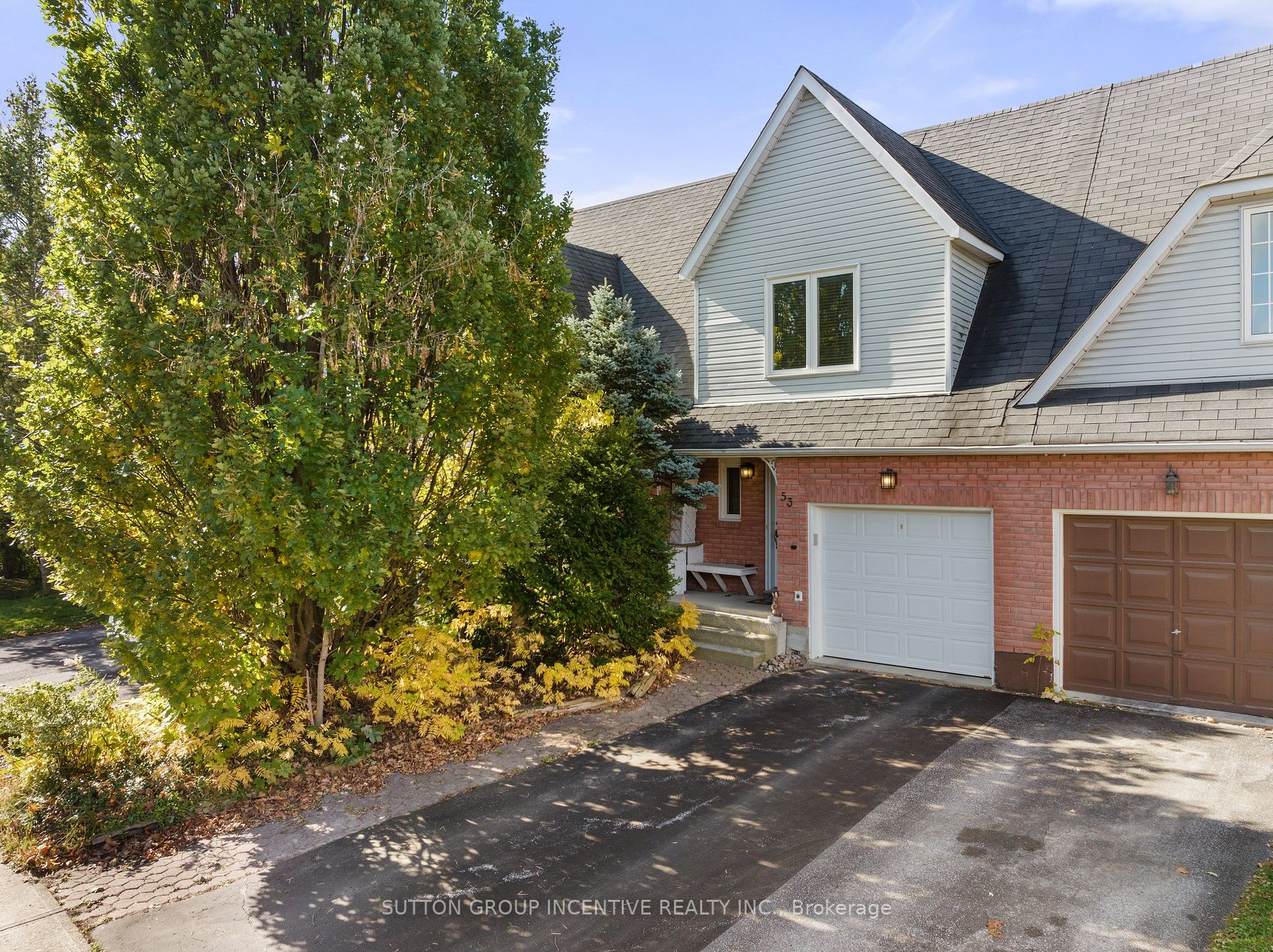 53 Oakridge Crt