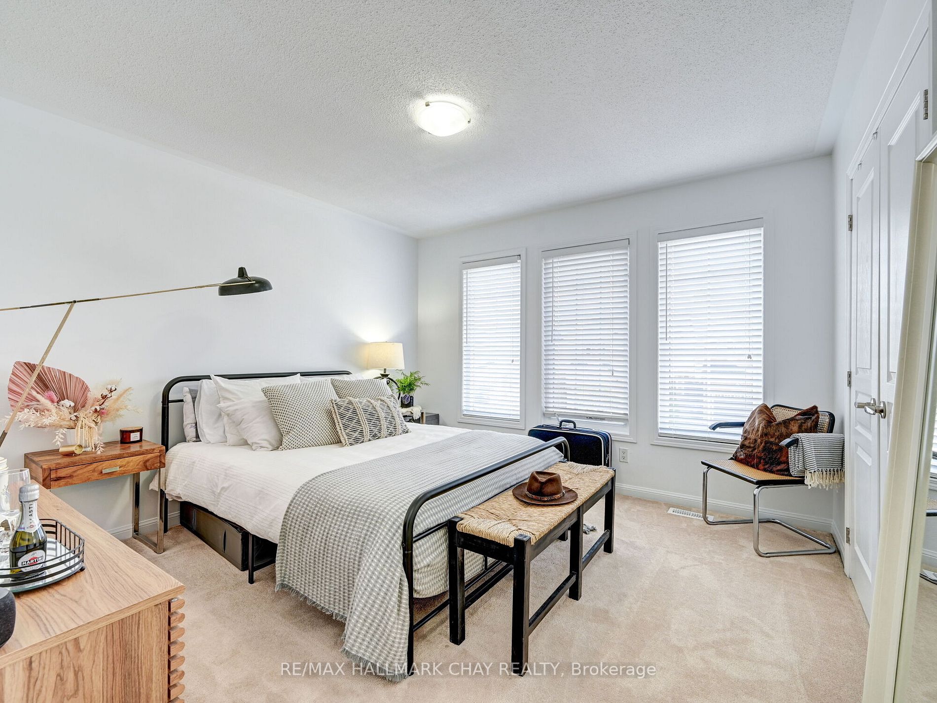 62 Dunning Dr