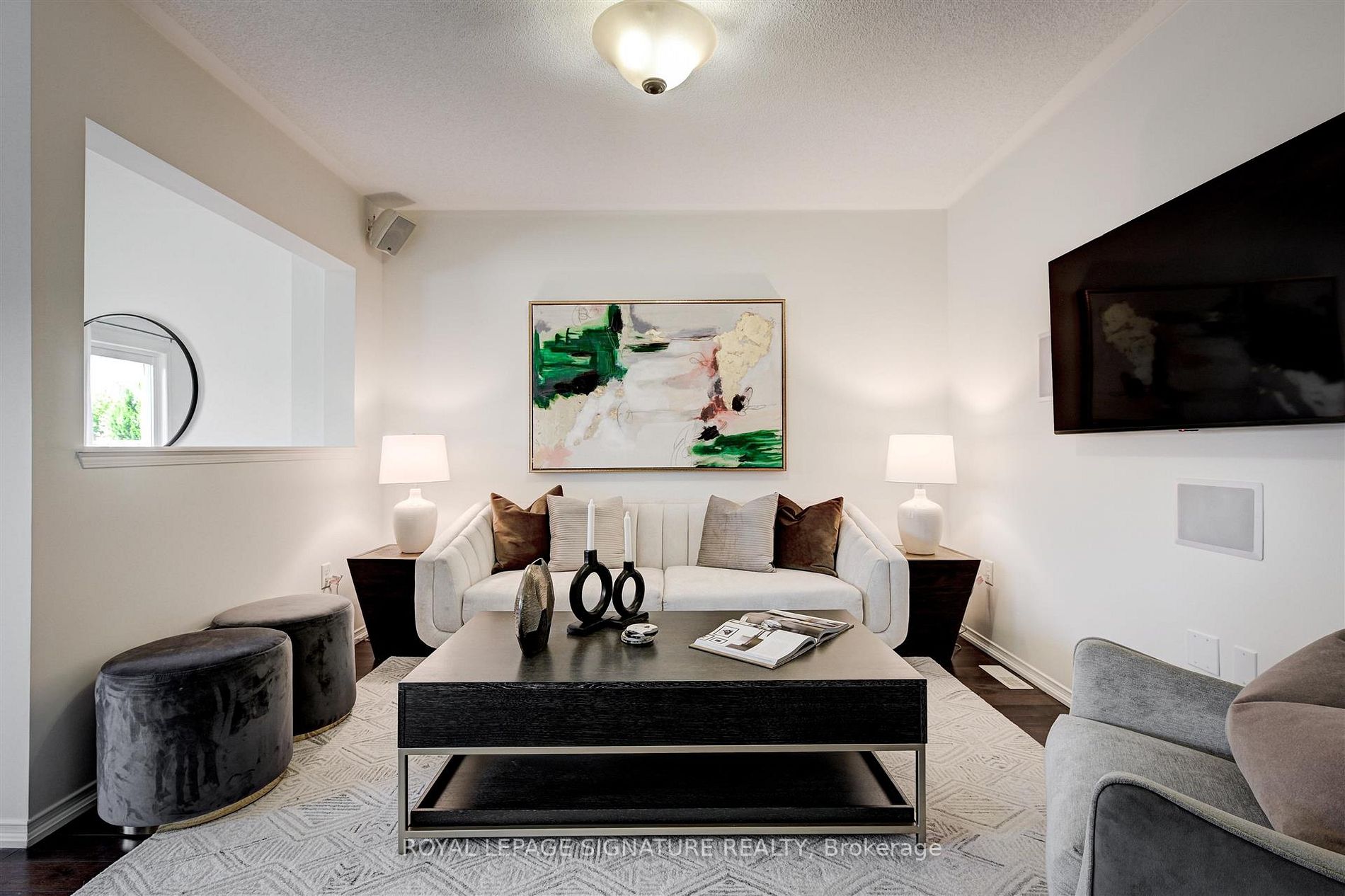 100 Expedition Cres