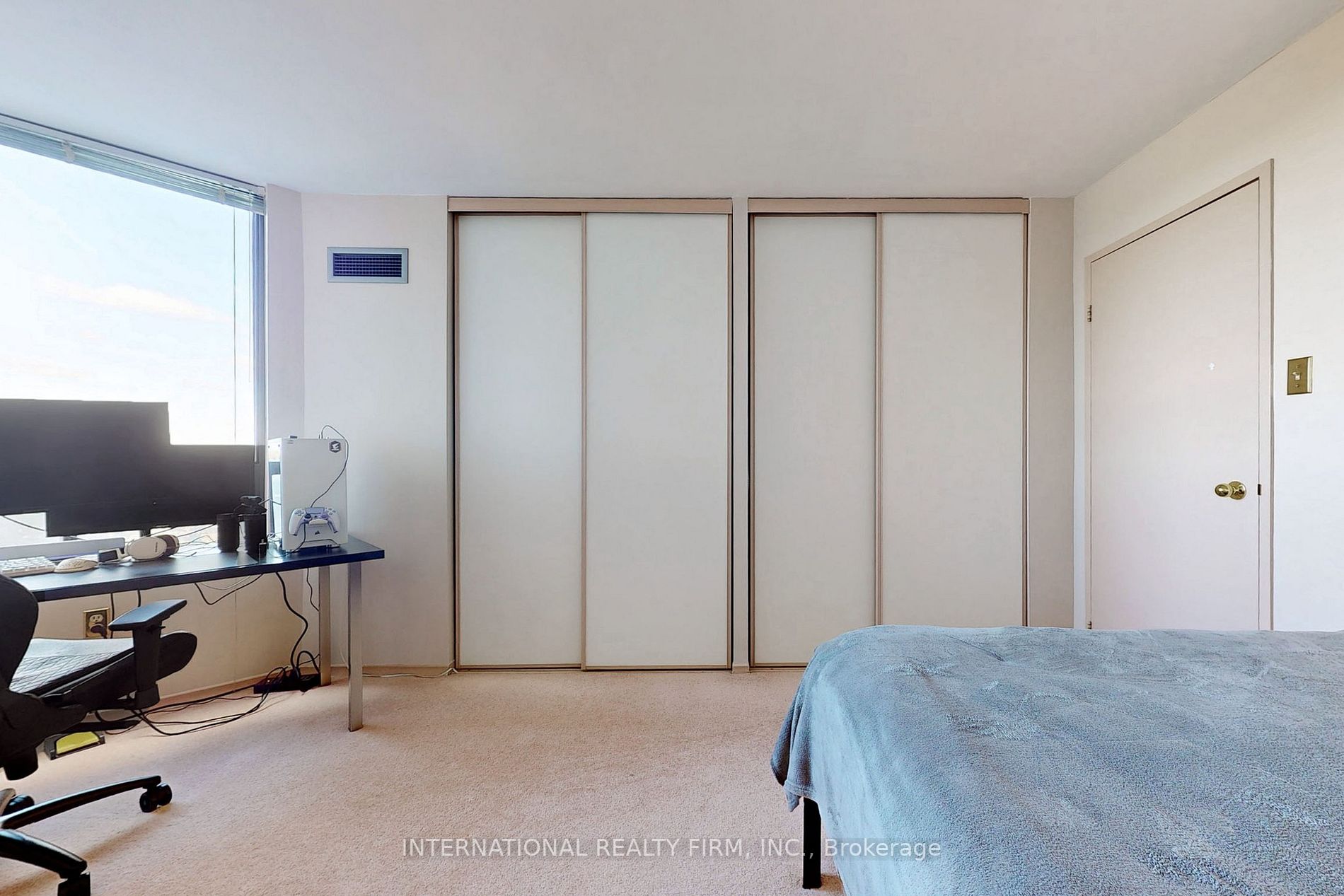 7420 Bathurst Street, #501