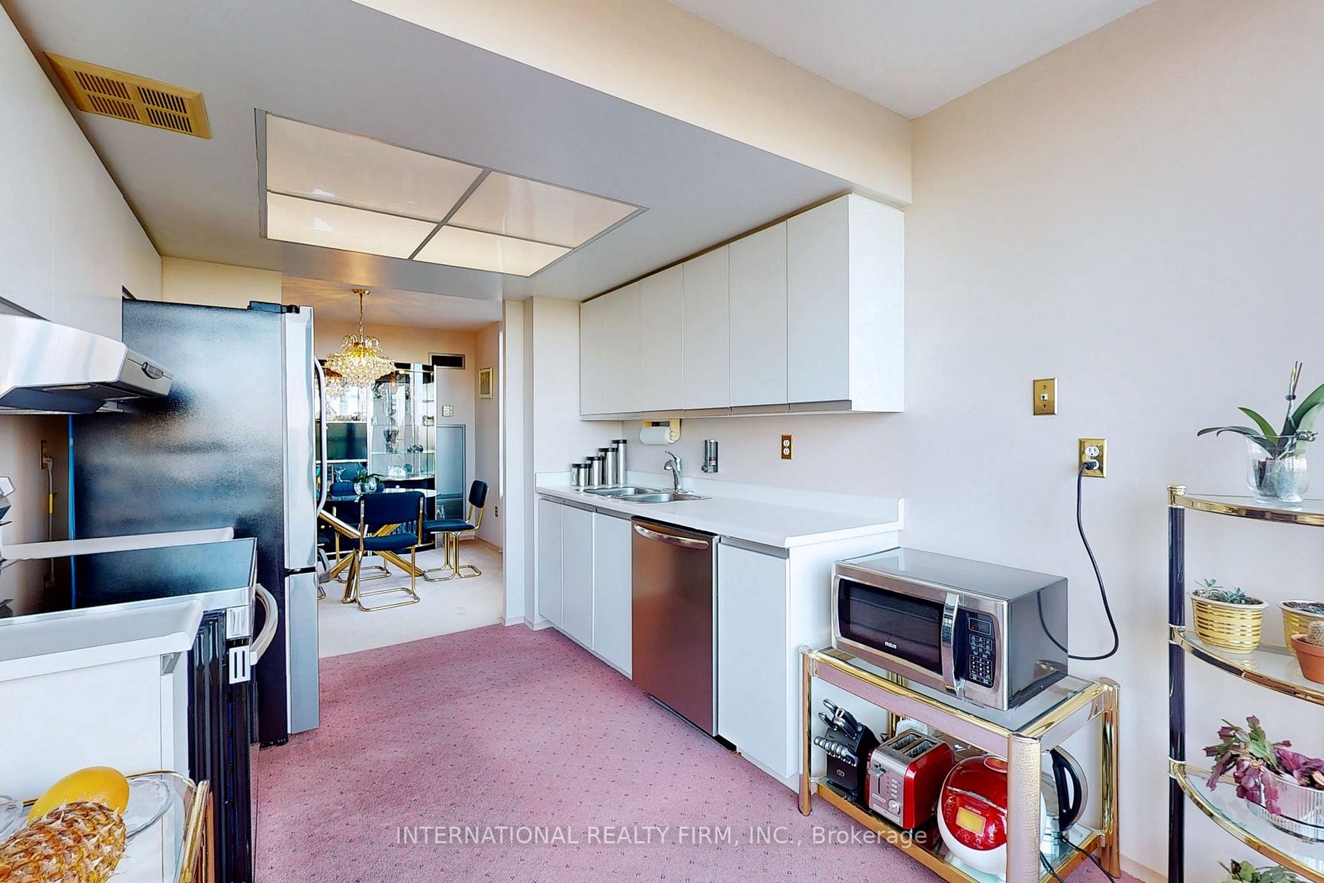 7420 Bathurst Street, #501