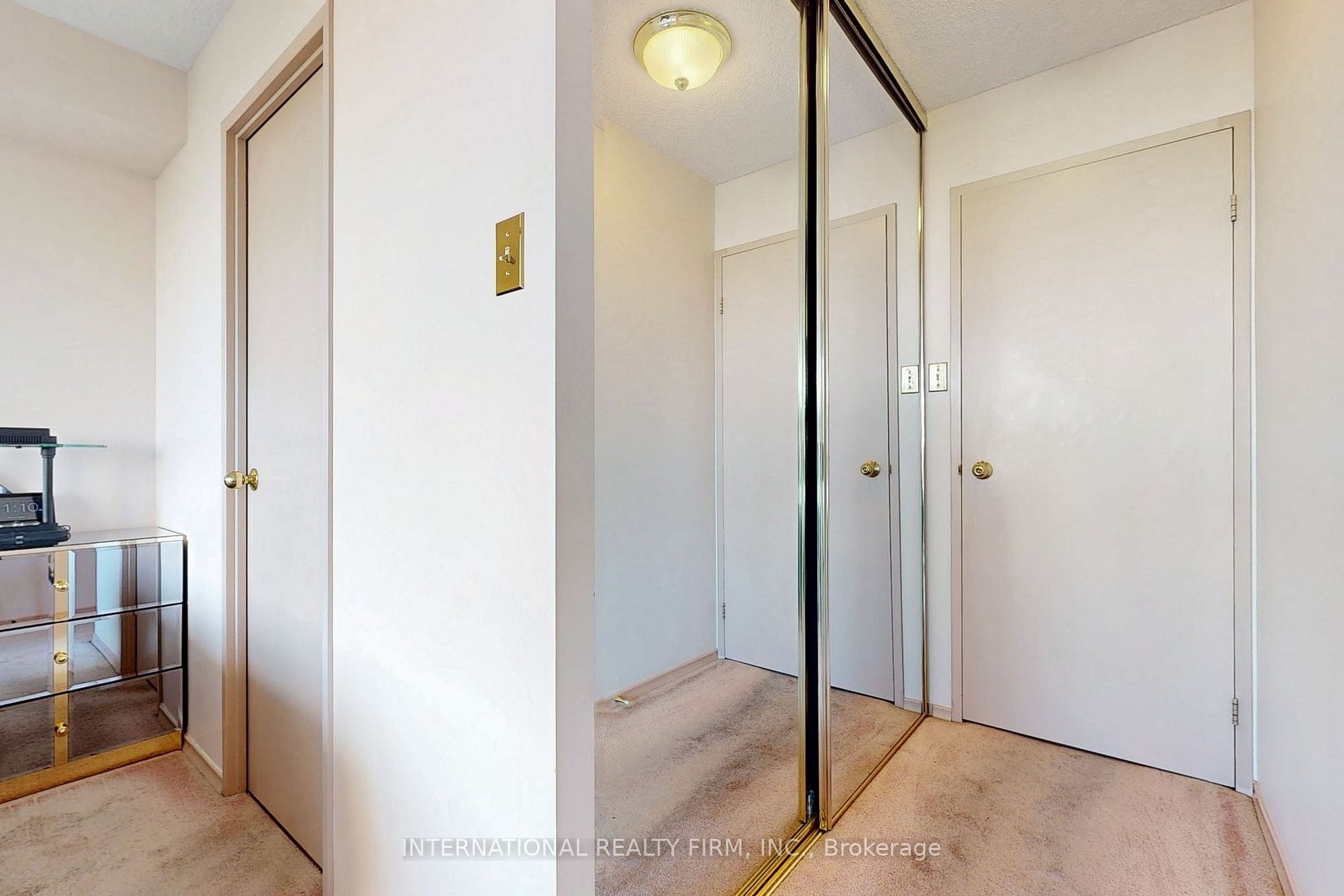 7420 Bathurst Street, #501