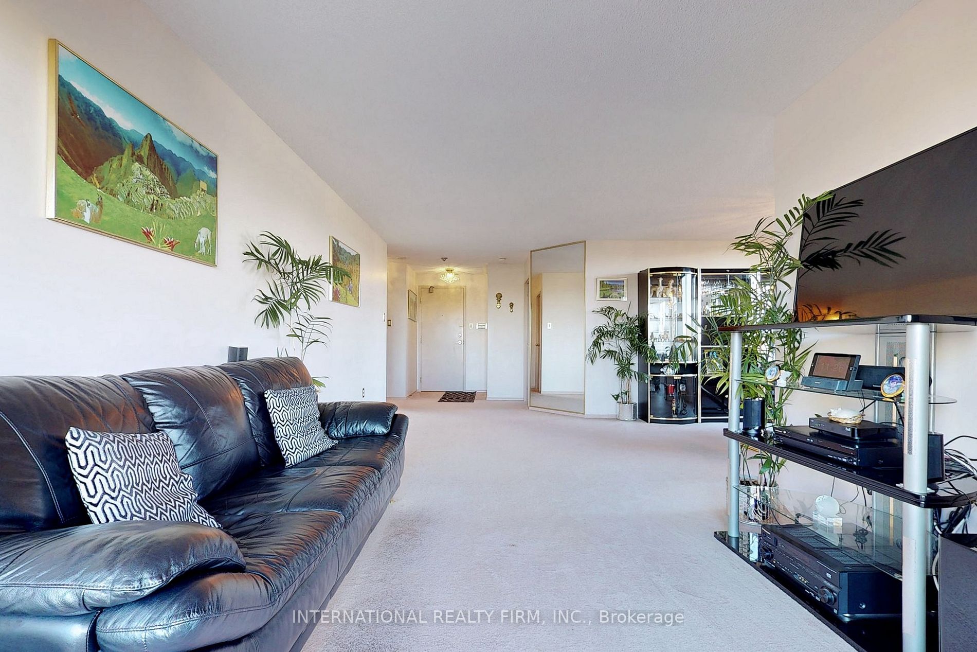 7420 Bathurst Street, #501