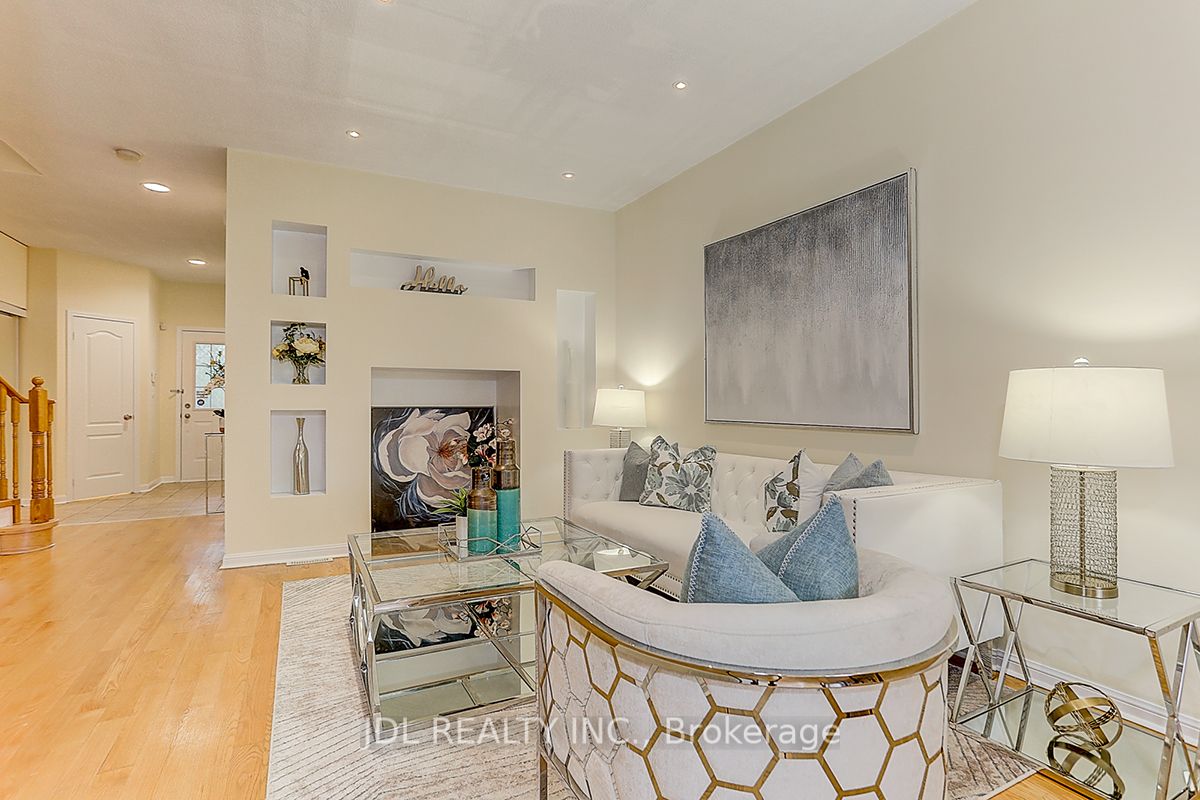 14 Zermatt Way, #21