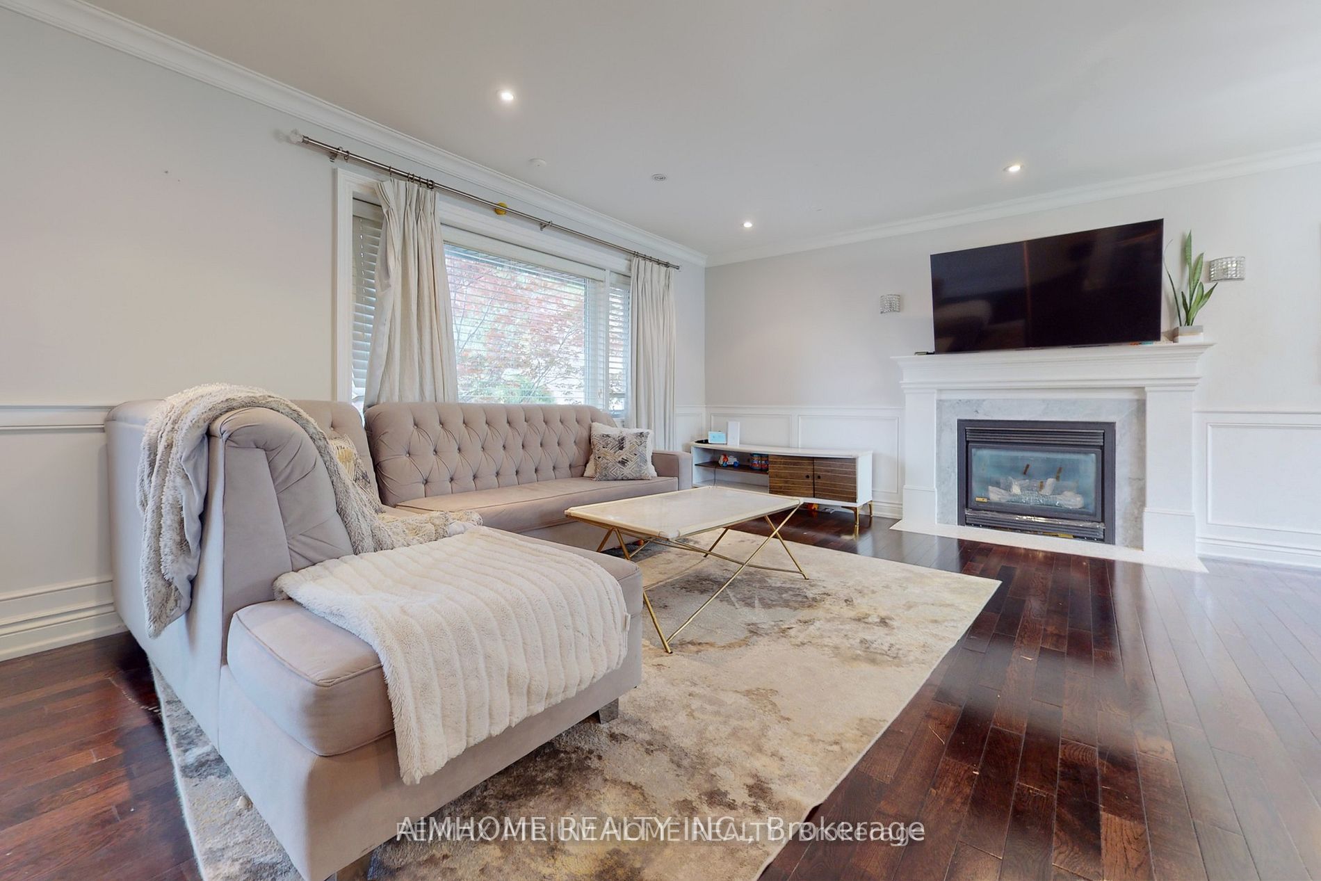 39 Westwood Lane