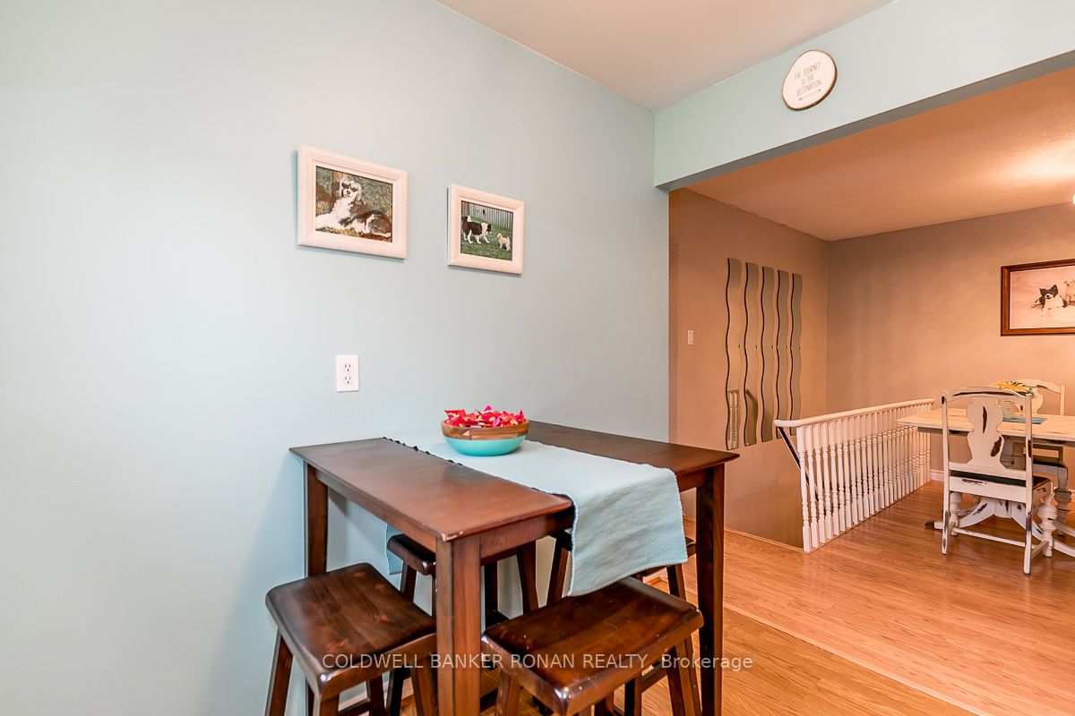181 King St S