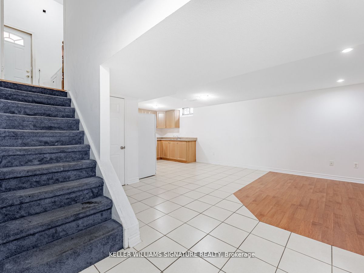 122 America Ave, #Lower