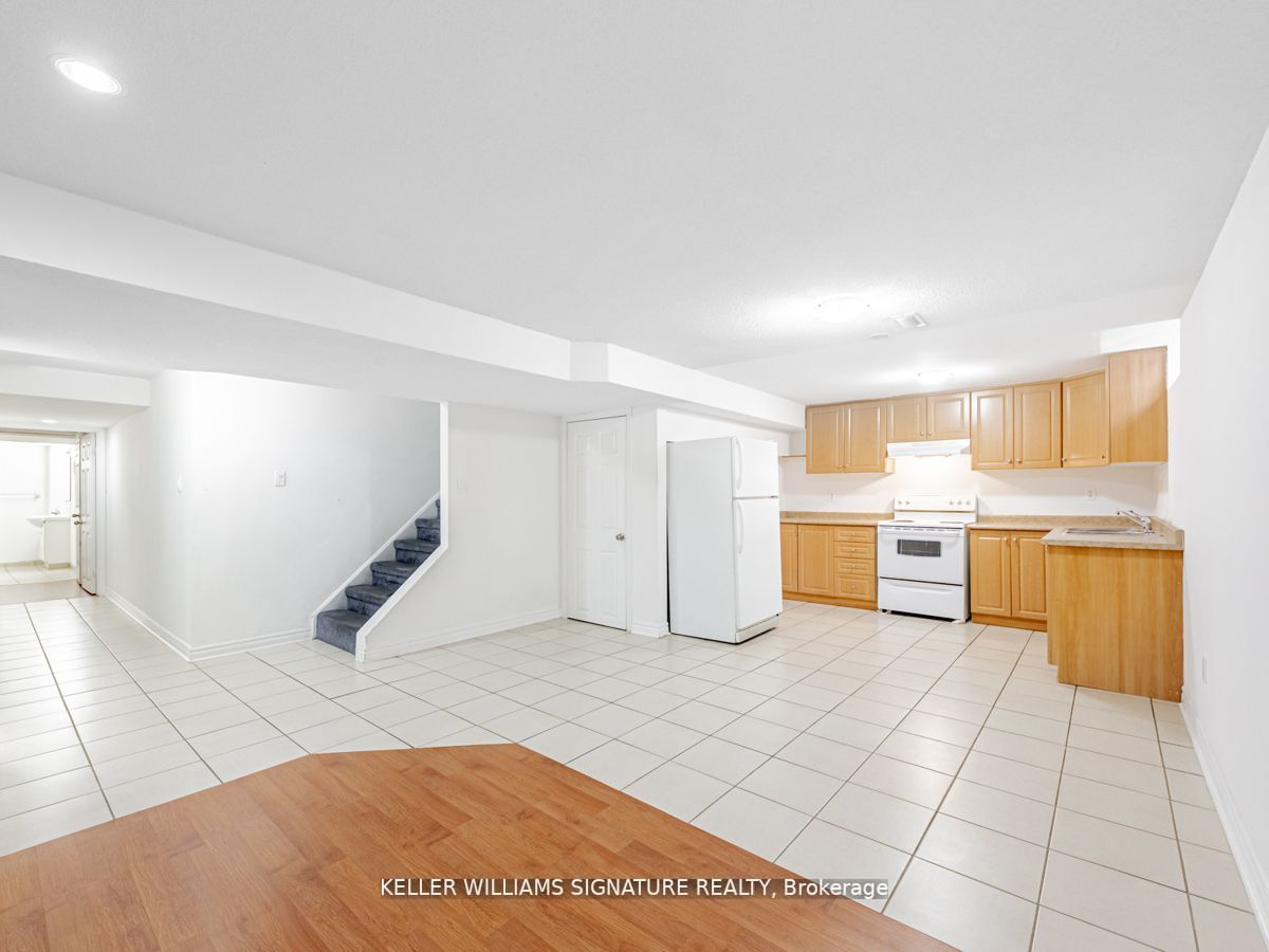 122 America Ave, #Lower