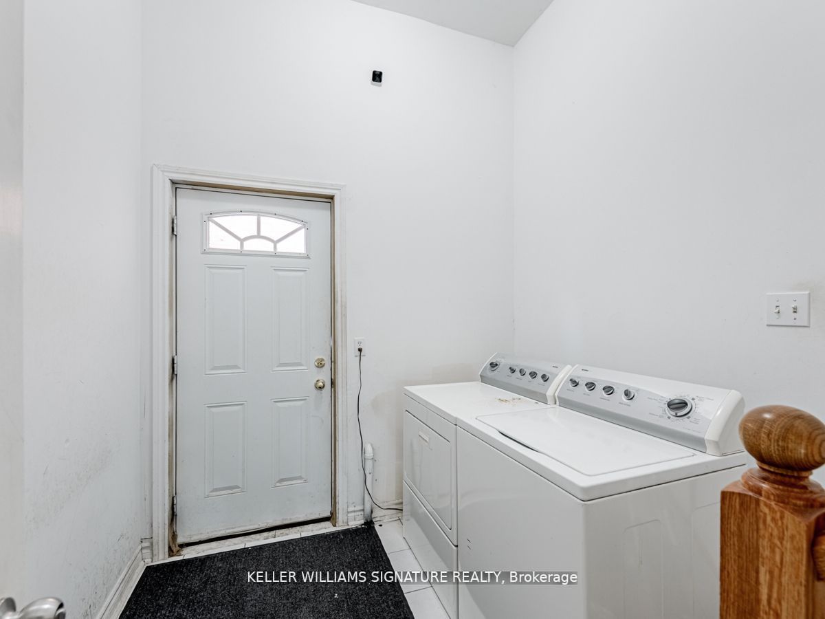 122 America Ave, #Lower