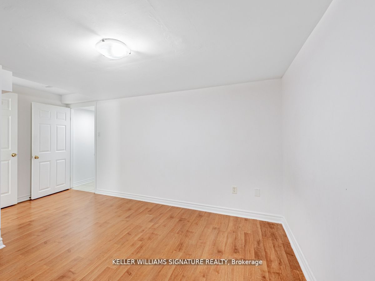 122 America Ave, #Lower