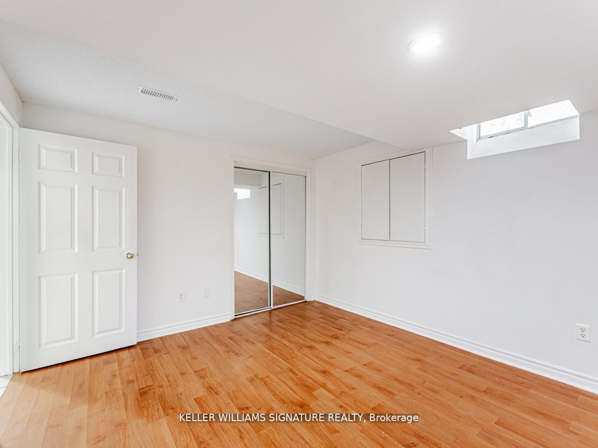 122 America Ave, #Lower