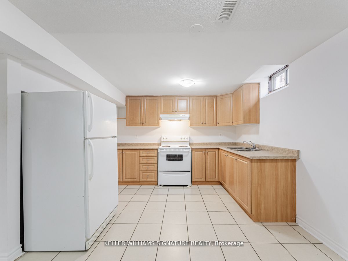122 America Ave, #Lower
